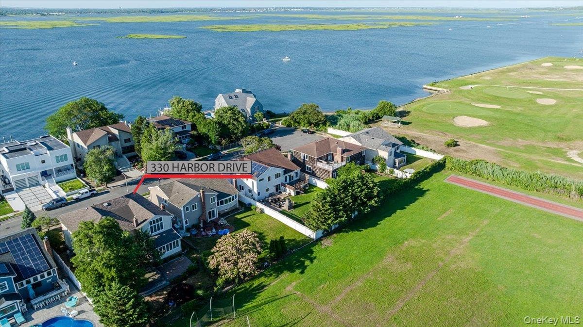 330 Harbor Drive thumbnail 18