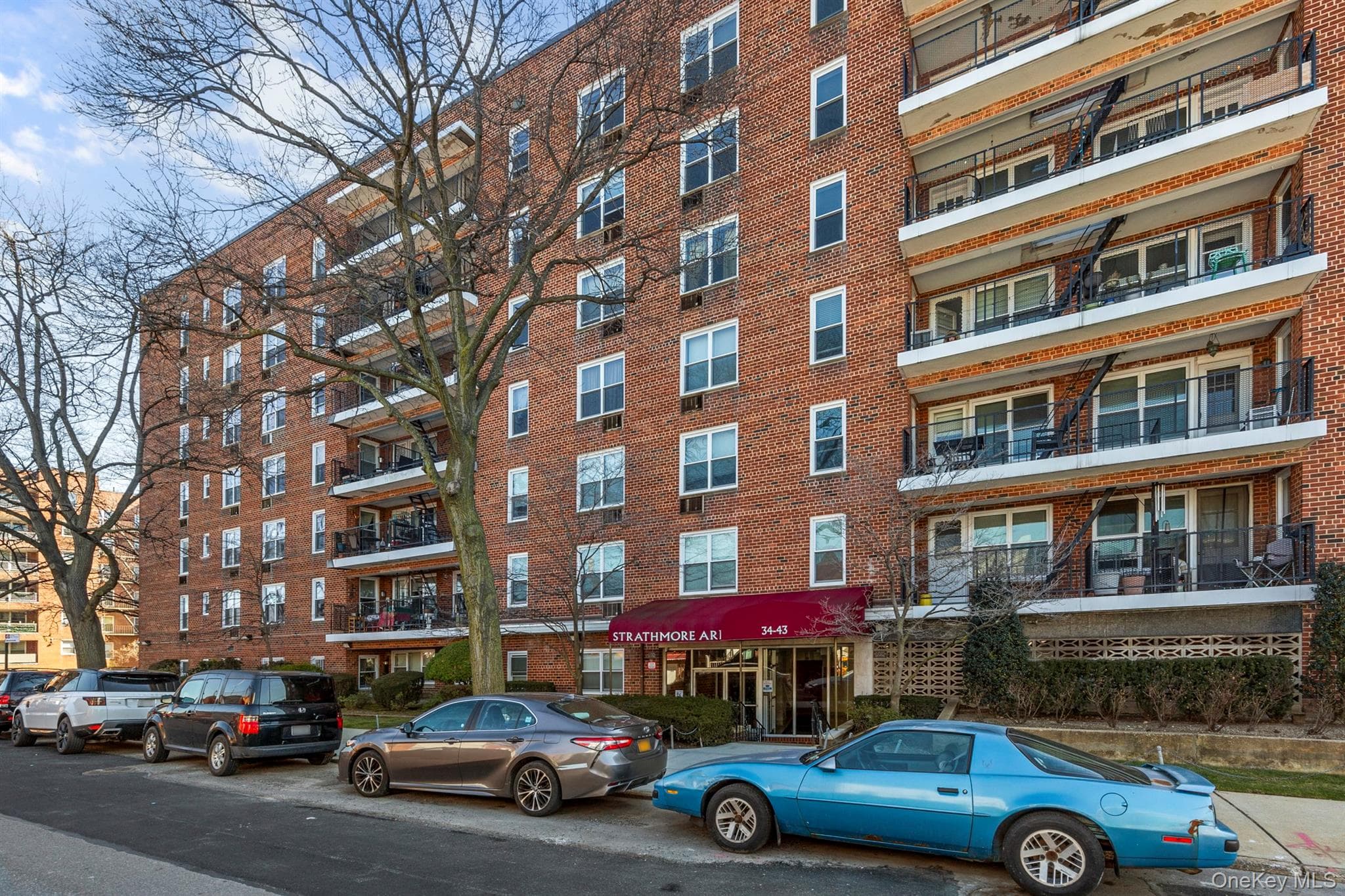 60th Street 34th Avenue Unit: 6D thumbnail 12
