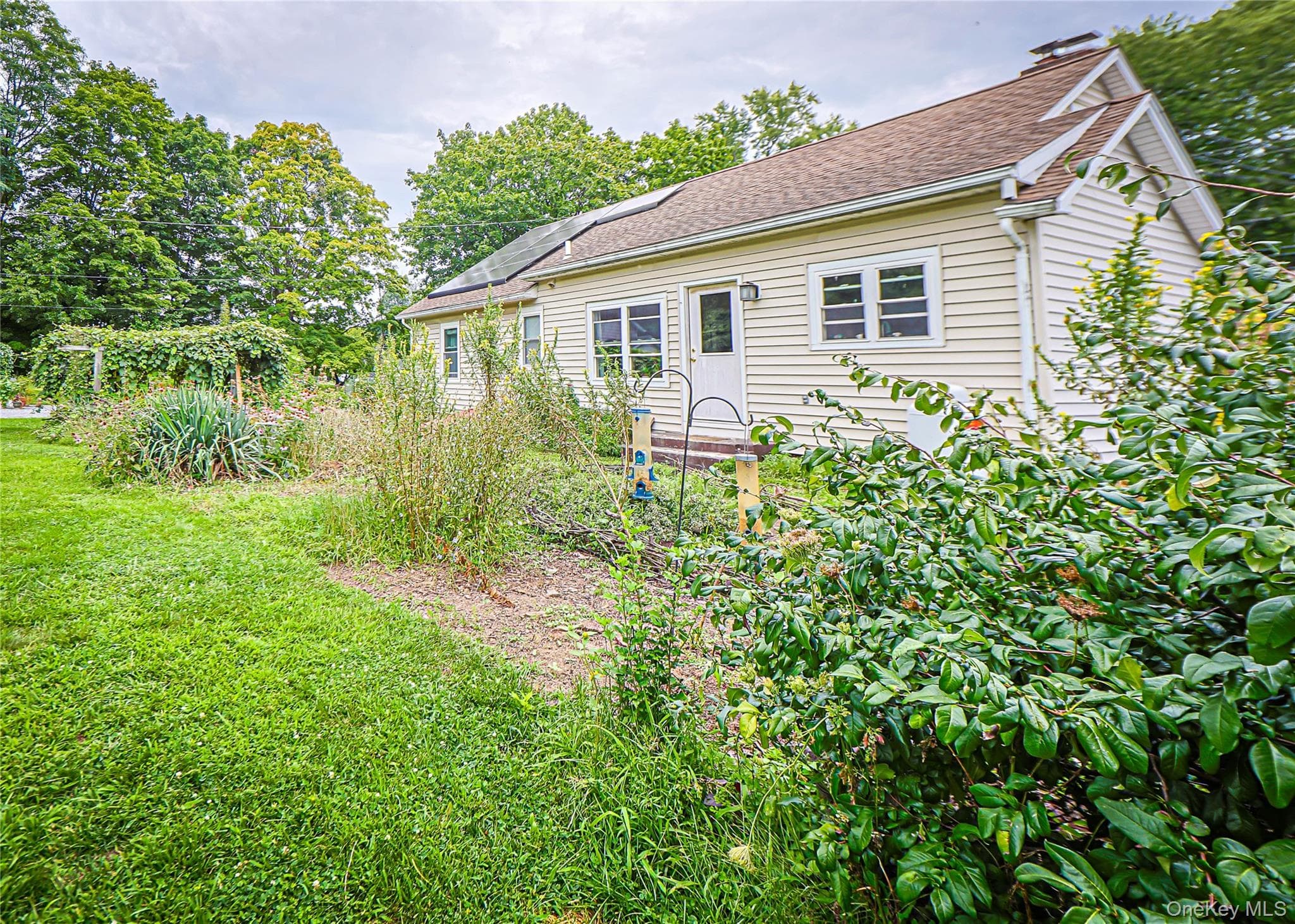 1085 Violet Avenue thumbnail 36