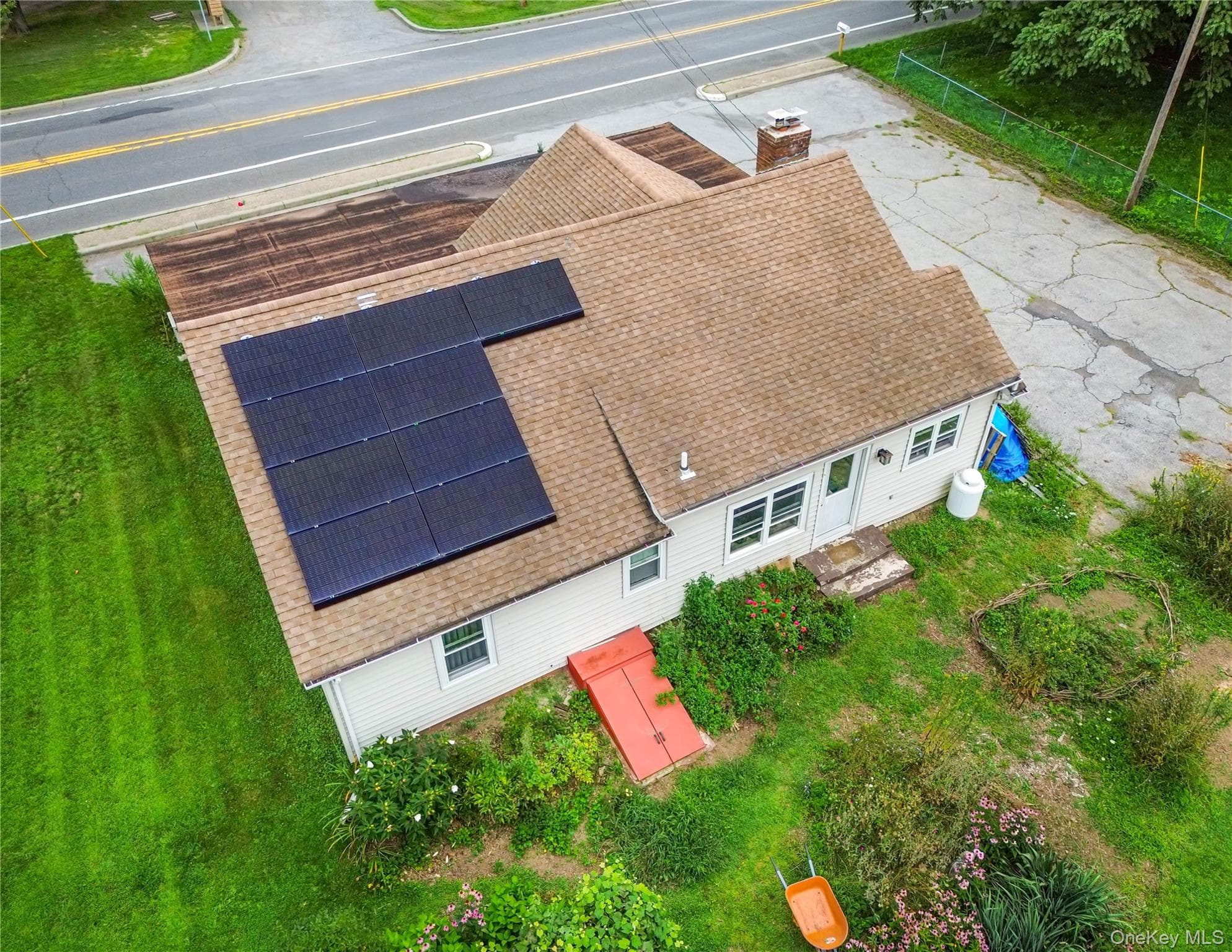 1085 Violet Avenue thumbnail 41