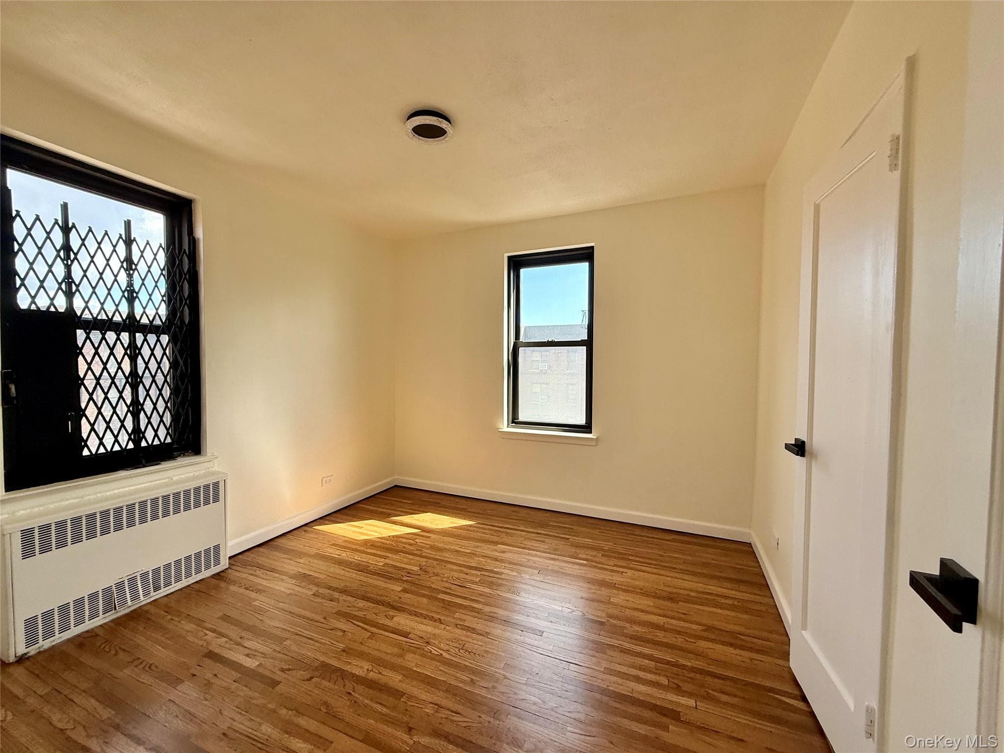 112-25 34th Avenue Unit: 6H thumbnail 21
