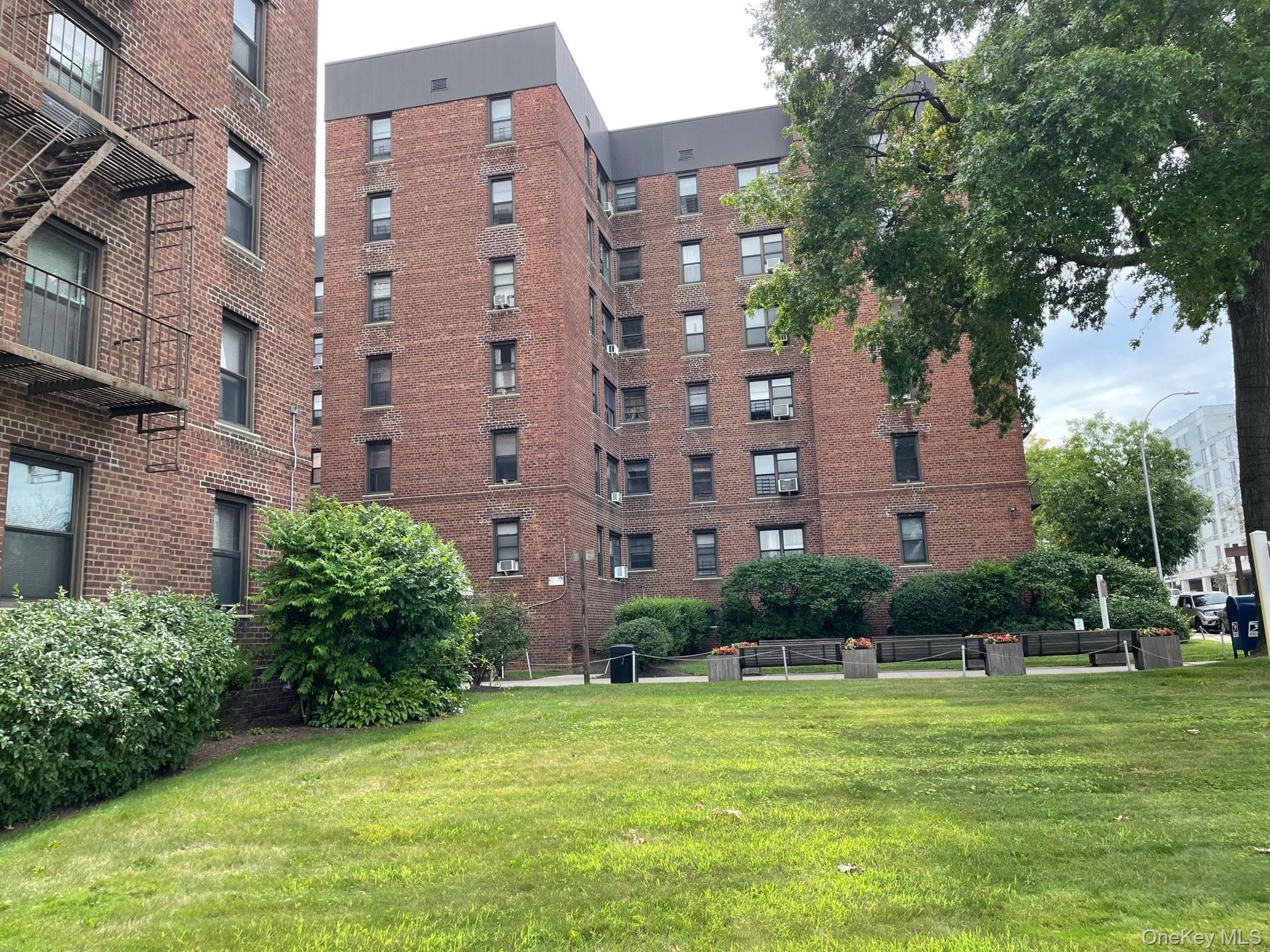 112-25 34th Avenue Unit: 6H thumbnail 44
