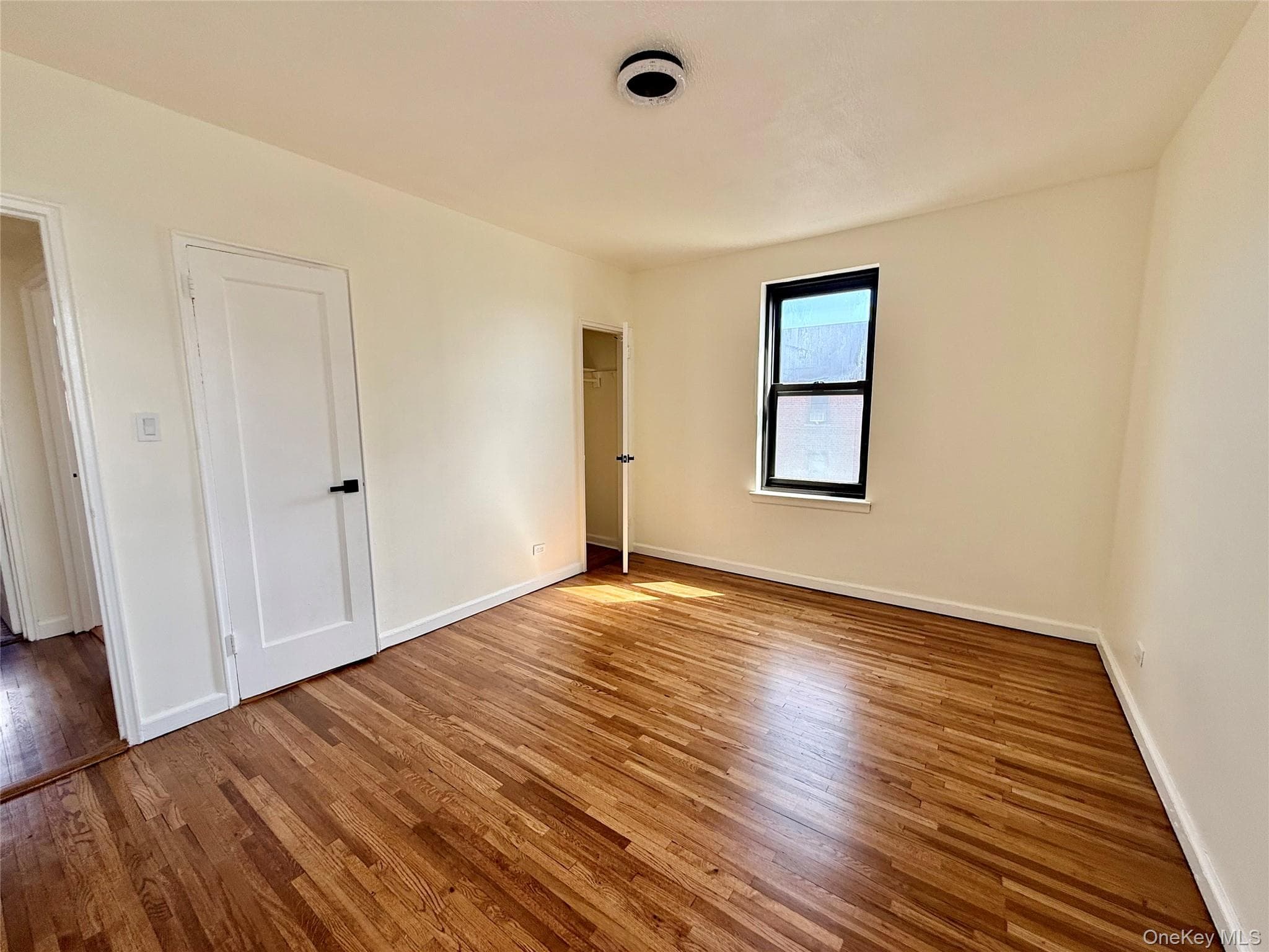 112-25 34th Avenue Unit: 6H thumbnail 17