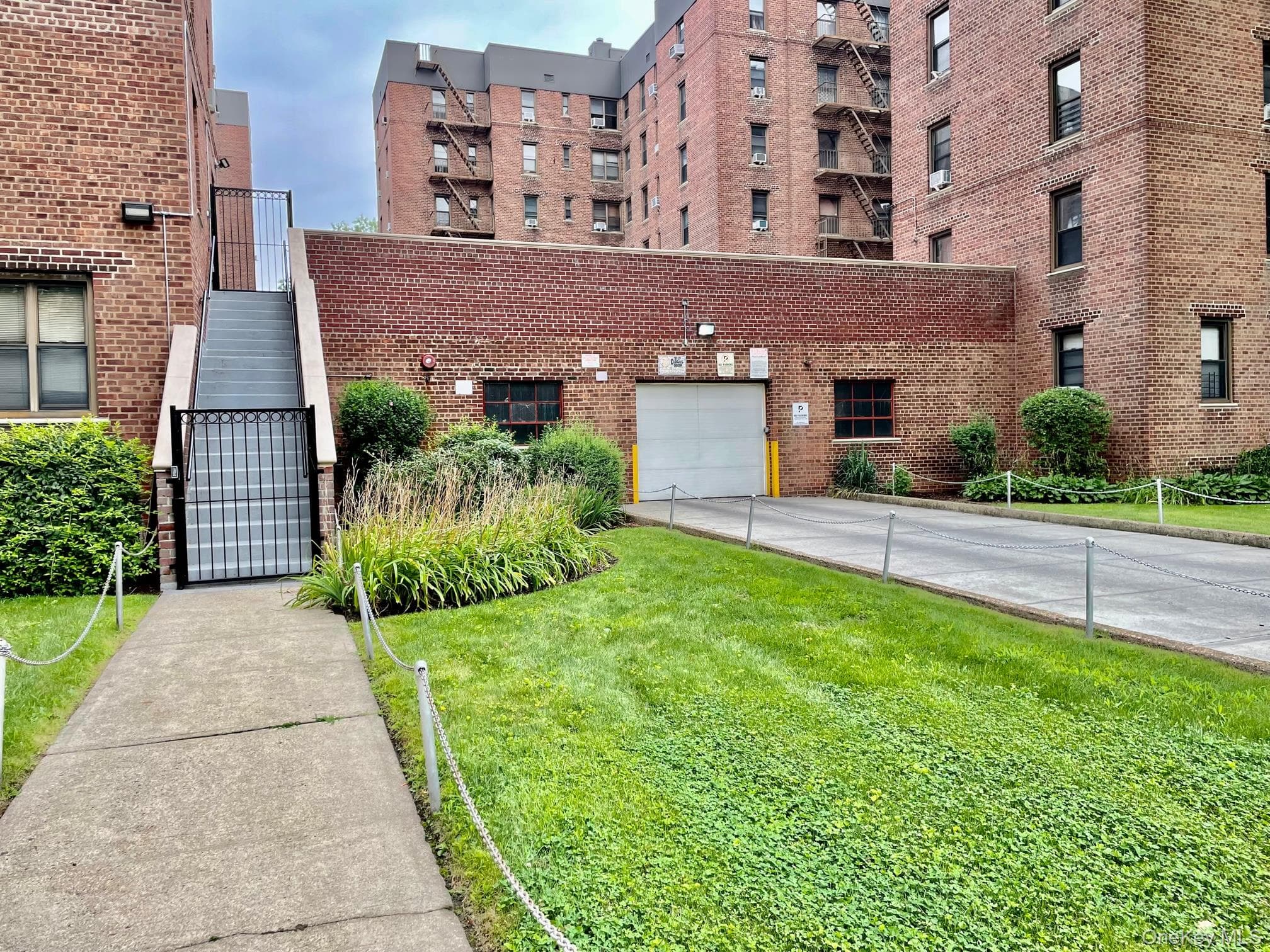 112-25 34th Avenue Unit: 6H thumbnail 33