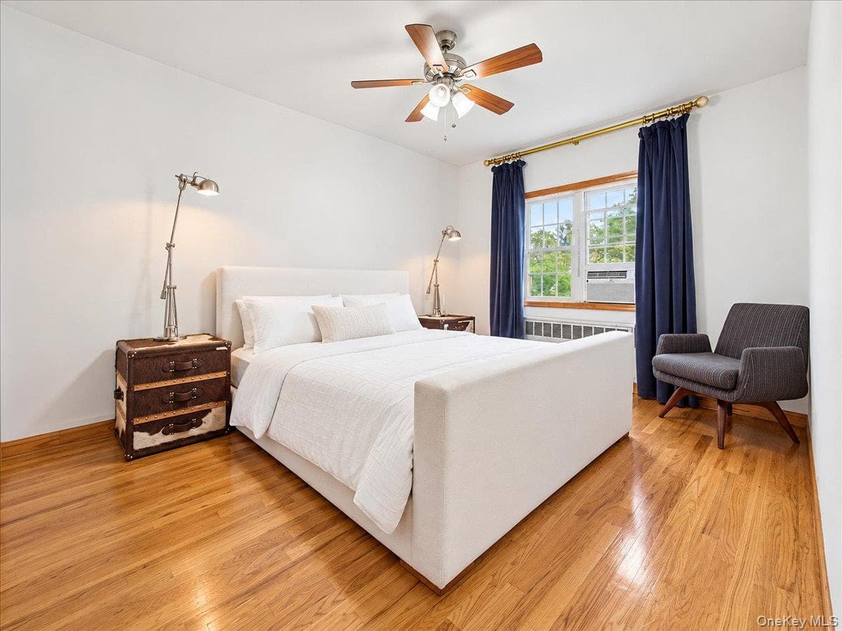 7551 Utopia Parkway thumbnail 15