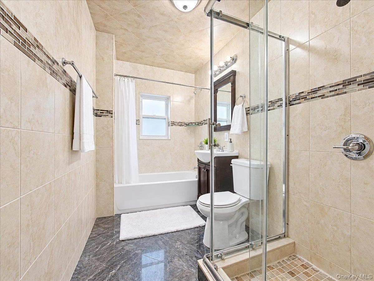 7551 Utopia Parkway thumbnail 14