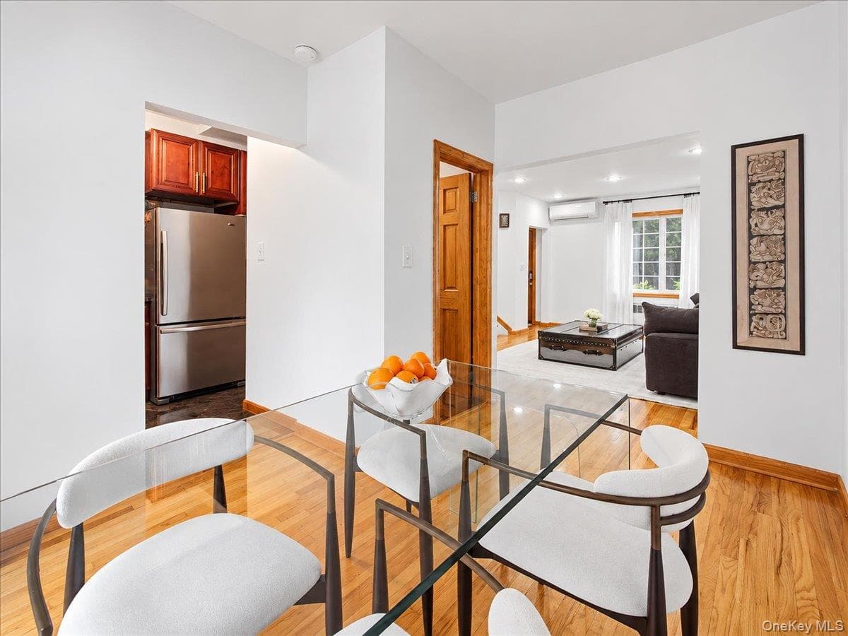 7551 Utopia Parkway thumbnail 8