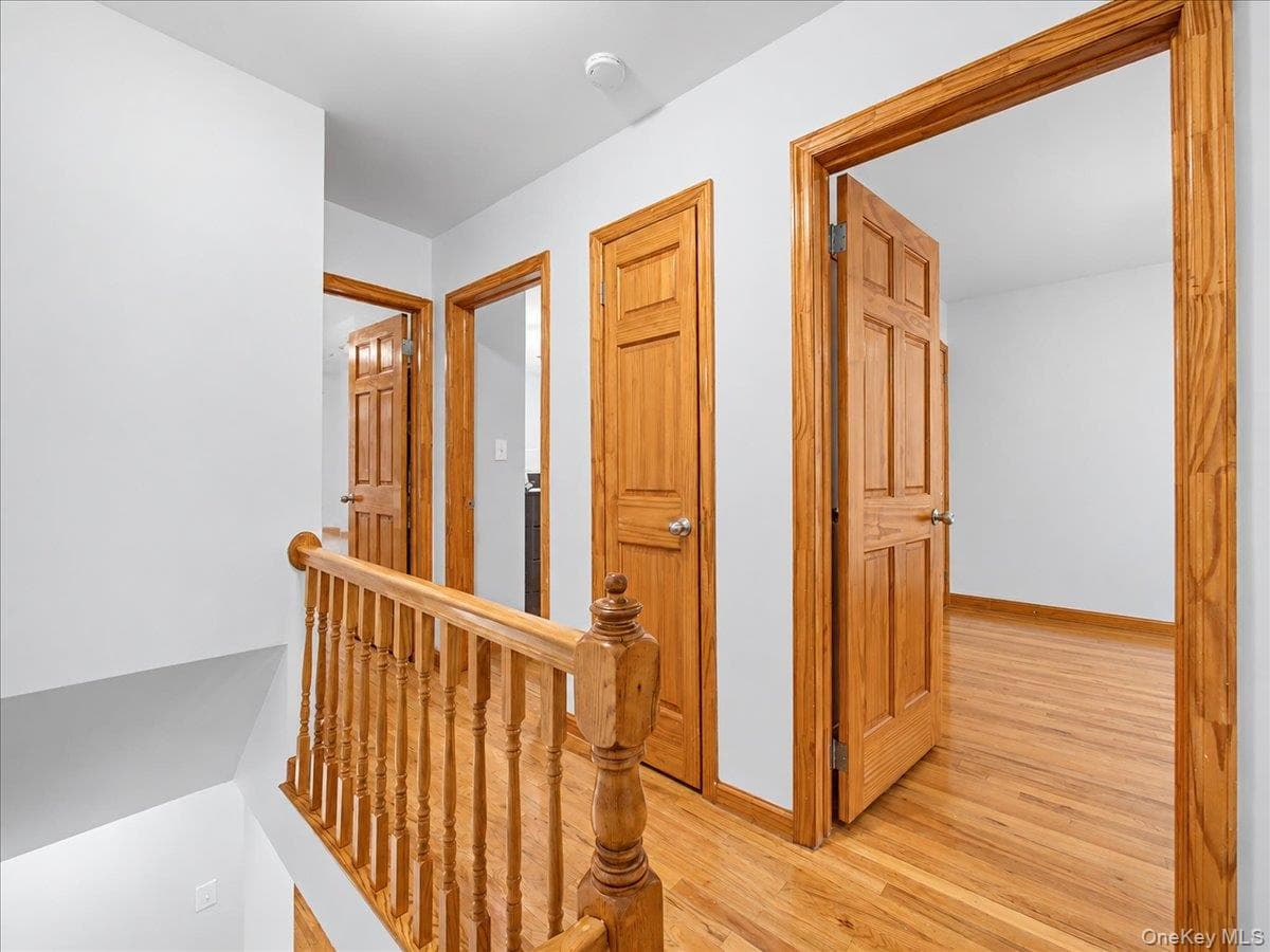 7551 Utopia Parkway thumbnail 13