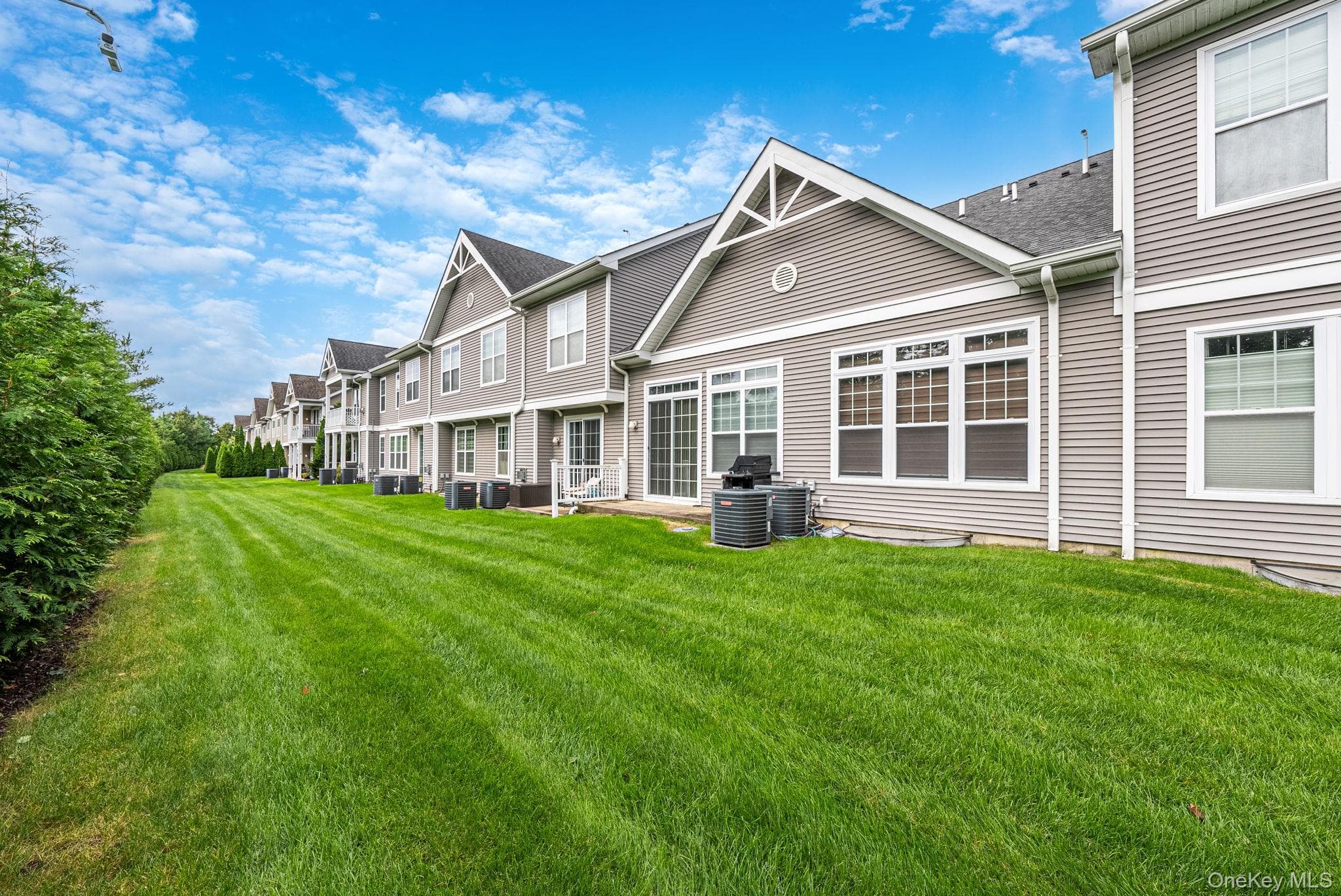 2305 Townhome Way thumbnail 32