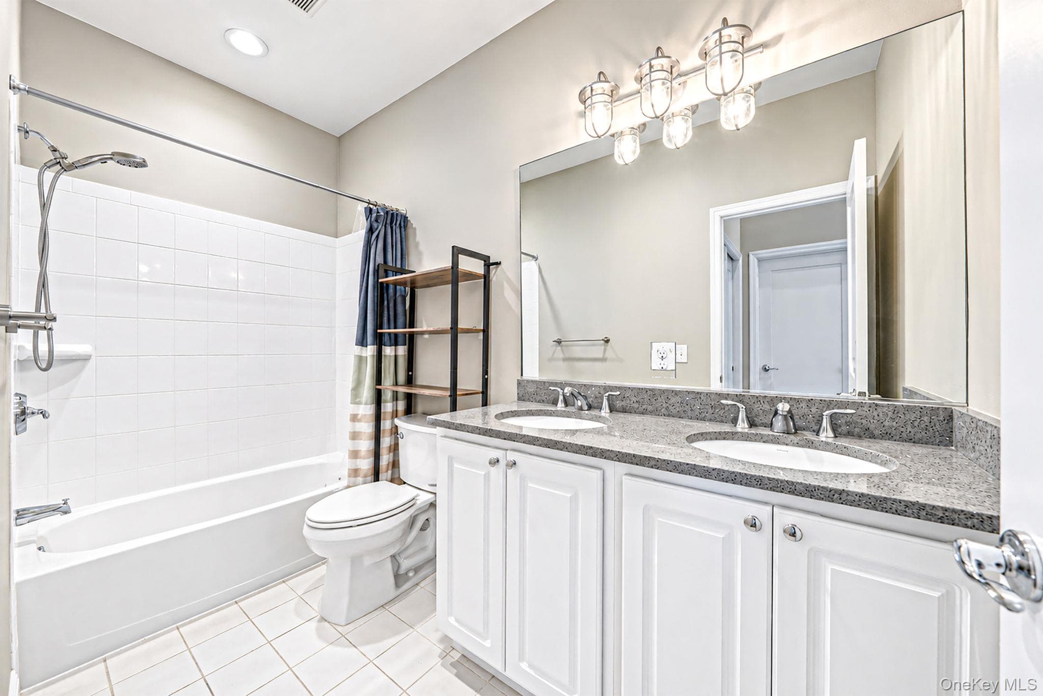2305 Townhome Way thumbnail 20