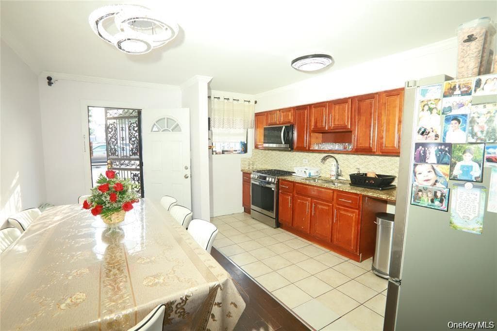 71-38 147th Street Unit: 27A thumbnail 2