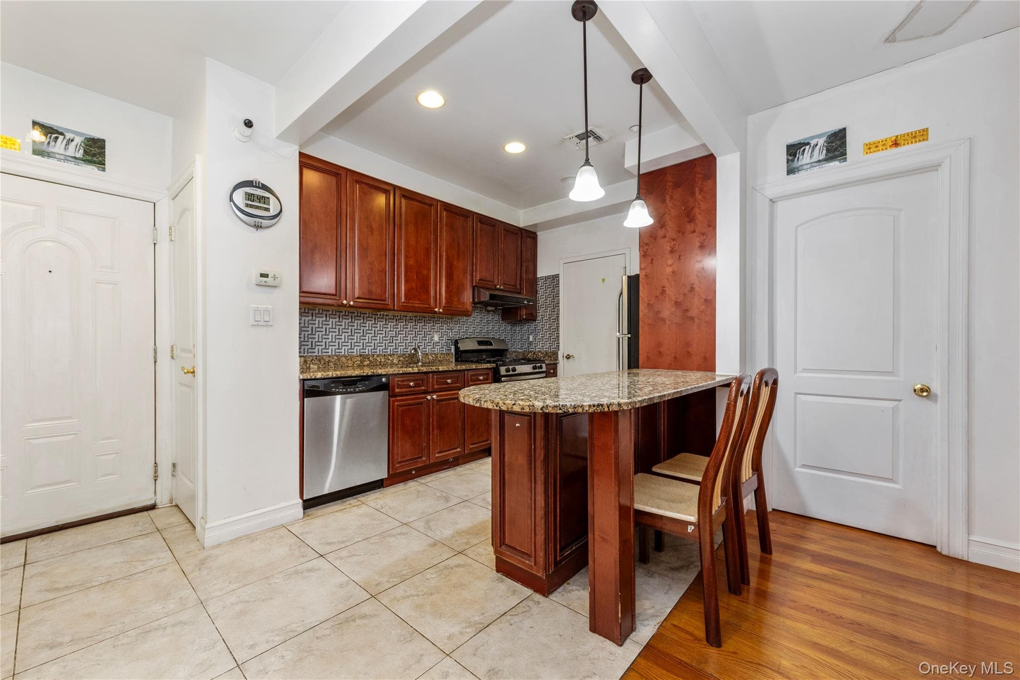 10716 37th Avenue Unit: 3B thumbnail 4