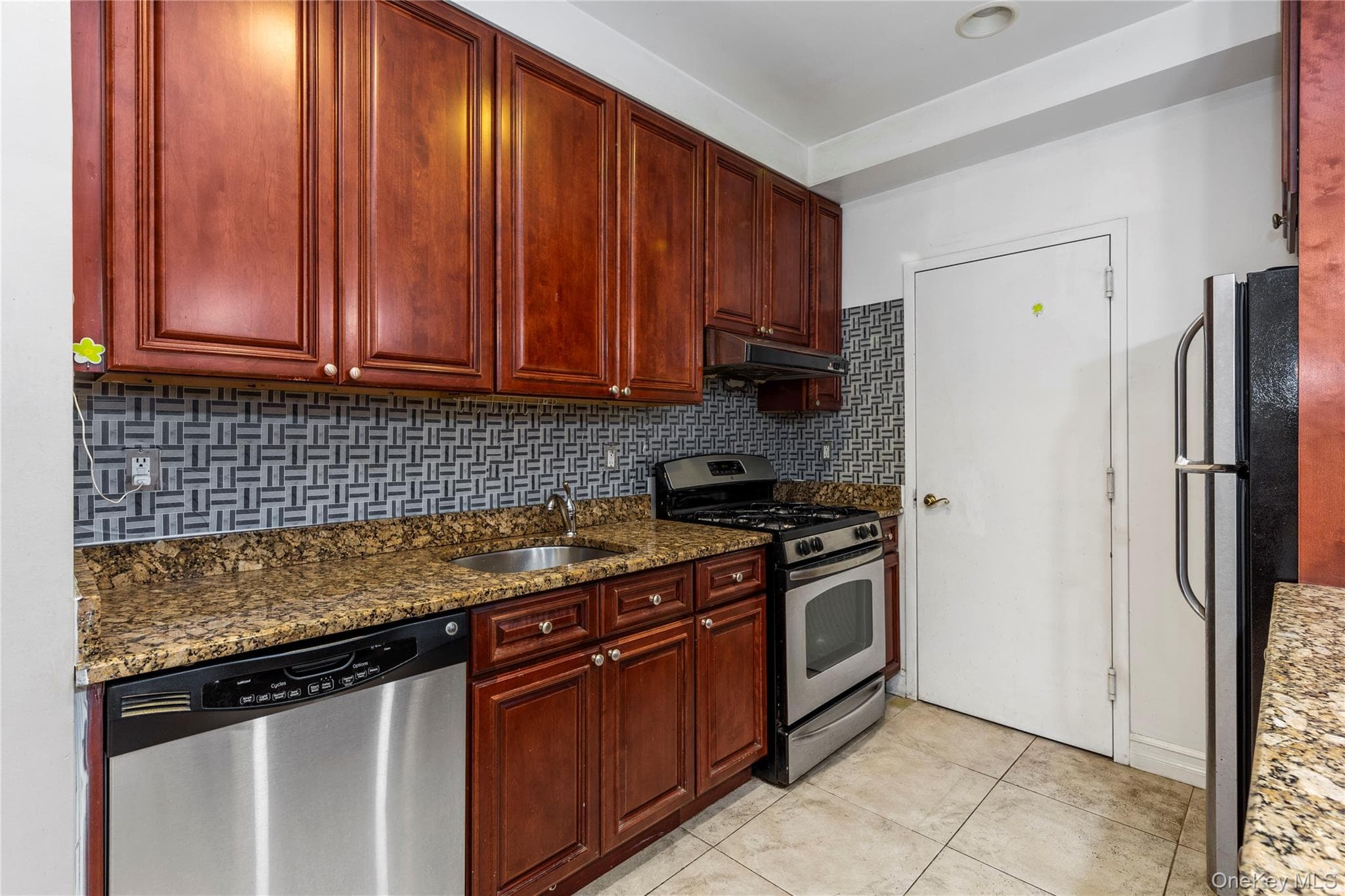 10716 37th Avenue Unit: 3B thumbnail 7