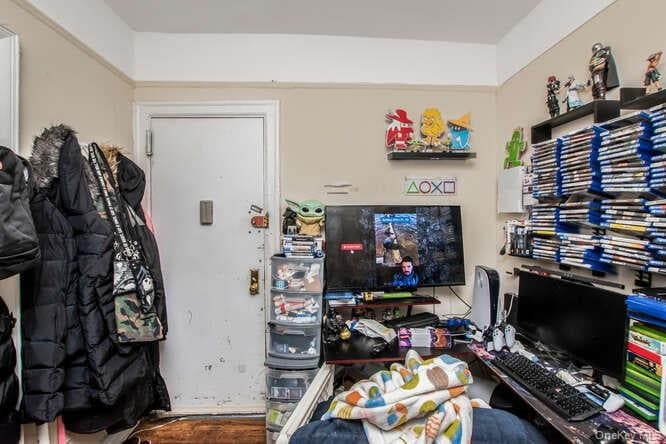 3230 Cruger Avenue Unit: 4E thumbnail 13