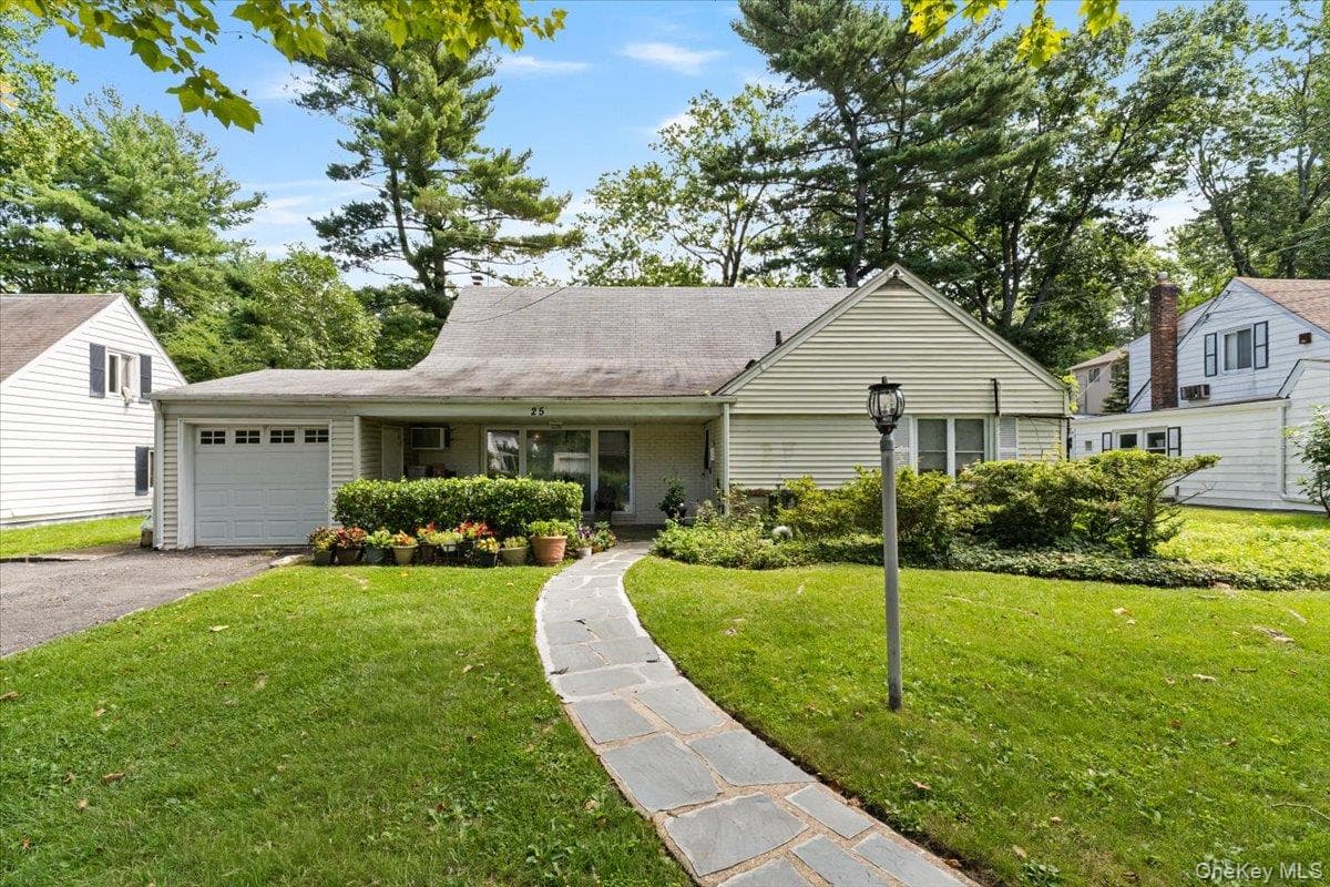 25 Bentley Road photo 1