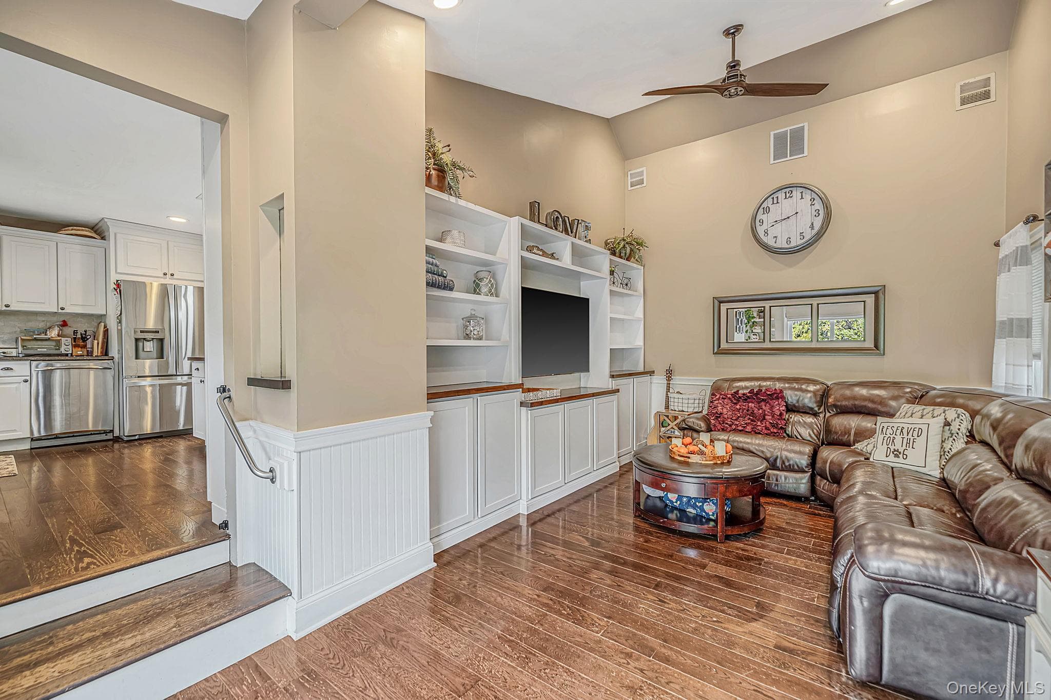 517 Waverly Avenue thumbnail 13