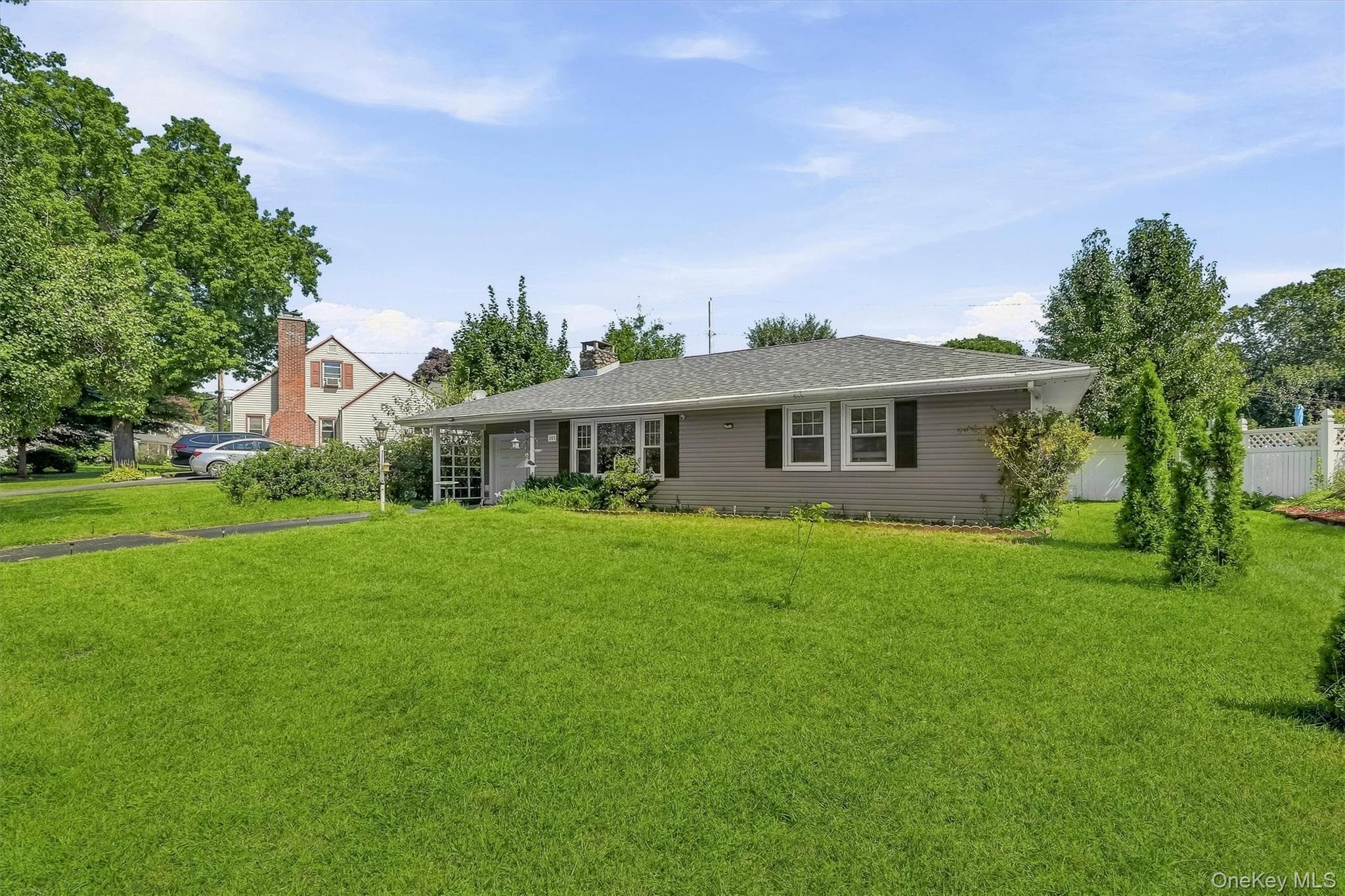 105 Pine Drive thumbnail 2