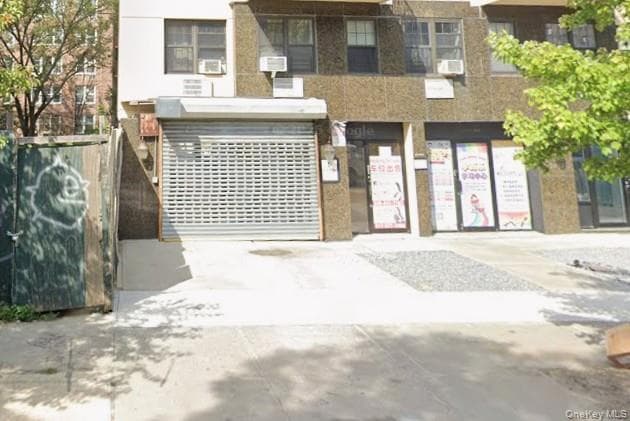 14477 Barclay Avenue Unit: P4, Flushing