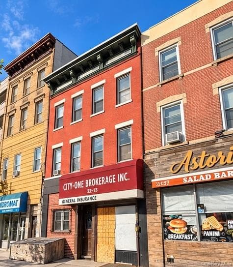 2213 Astoria Boulevard thumbnail 2