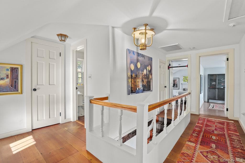 56 Northrup Road thumbnail 33