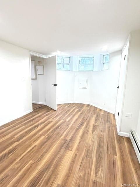 8837 161st Street thumbnail 15