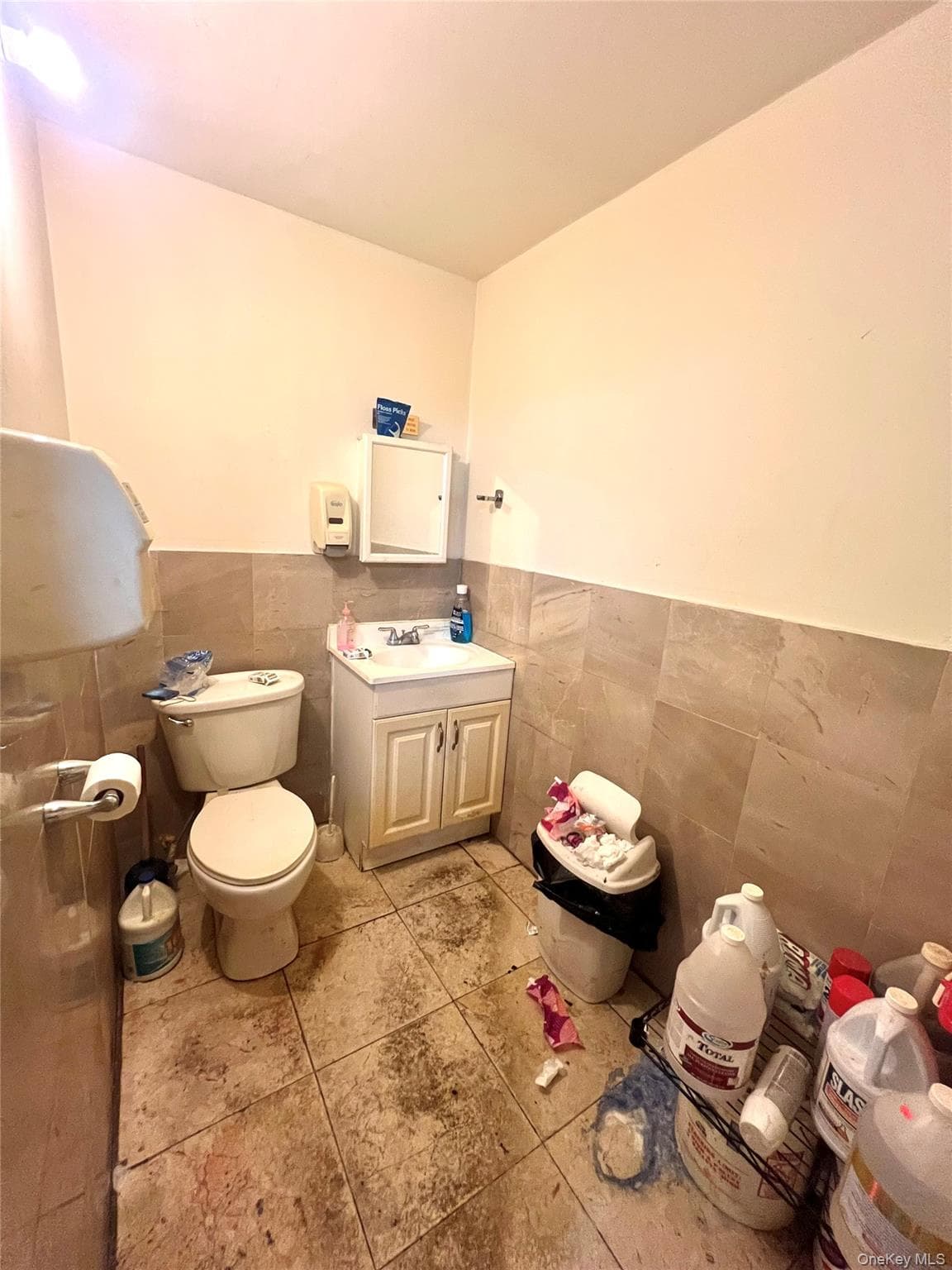 9022 161st Street thumbnail 5