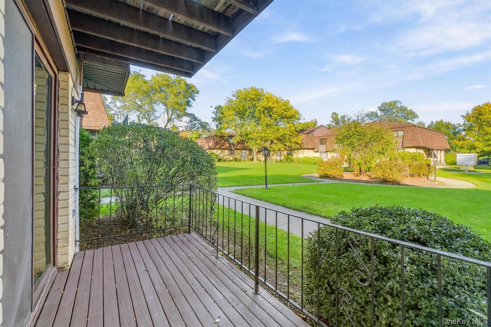 401 Cherry Hill Drive thumbnail 21