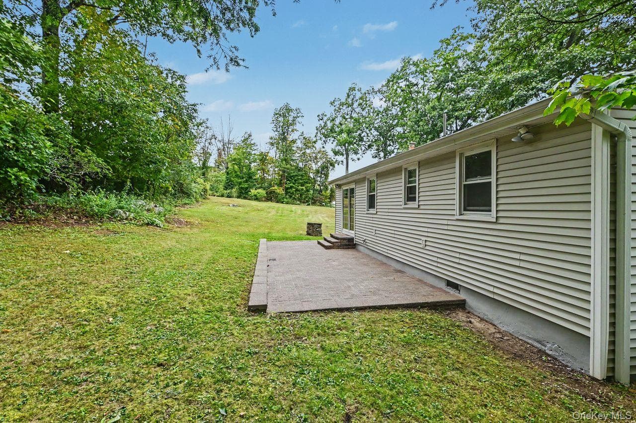 10 Palisades Road thumbnail 32