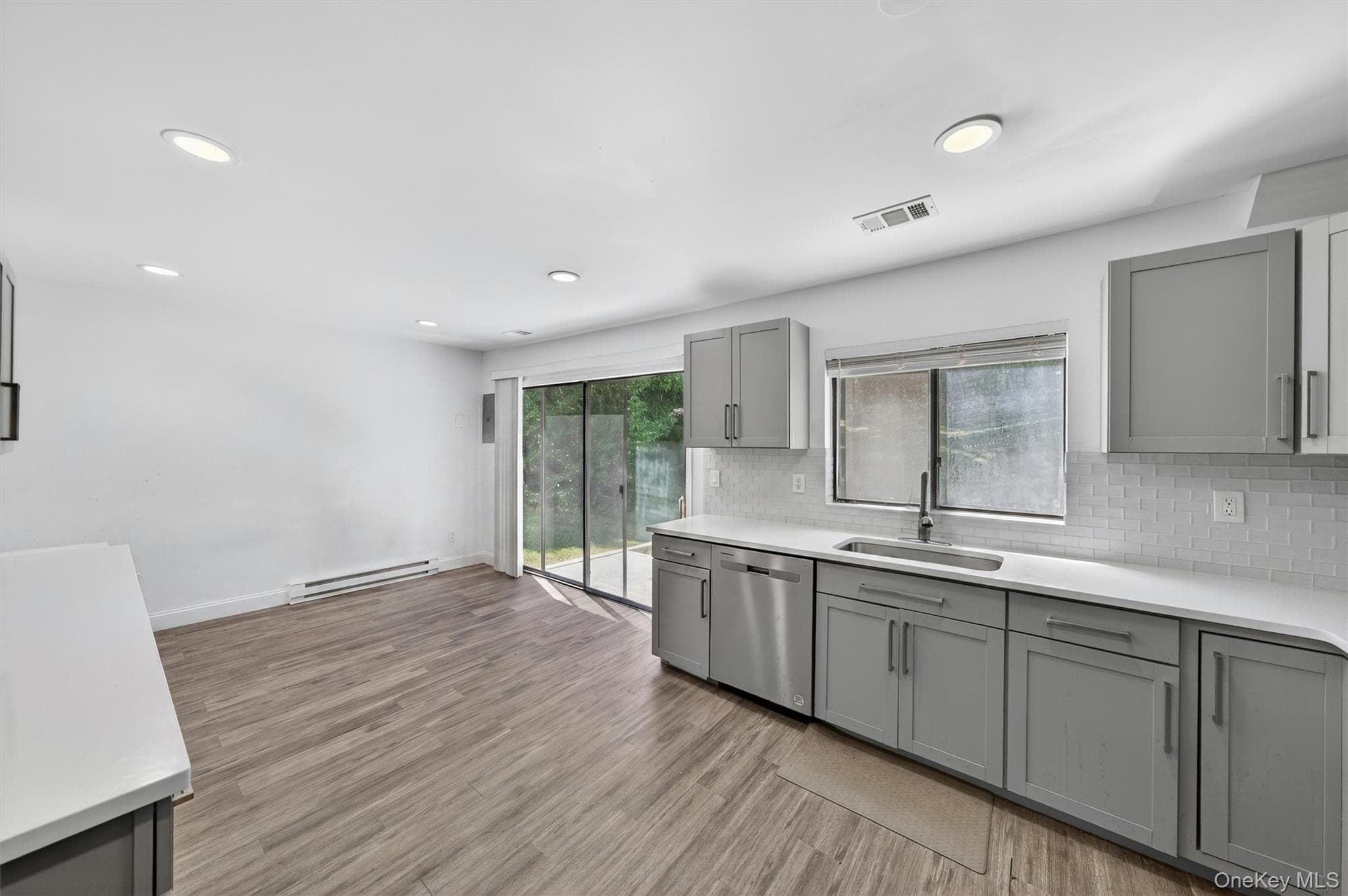 202 Concord Lane thumbnail 16