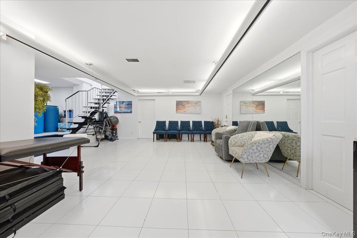 3828 Bedford Avenue thumbnail 24