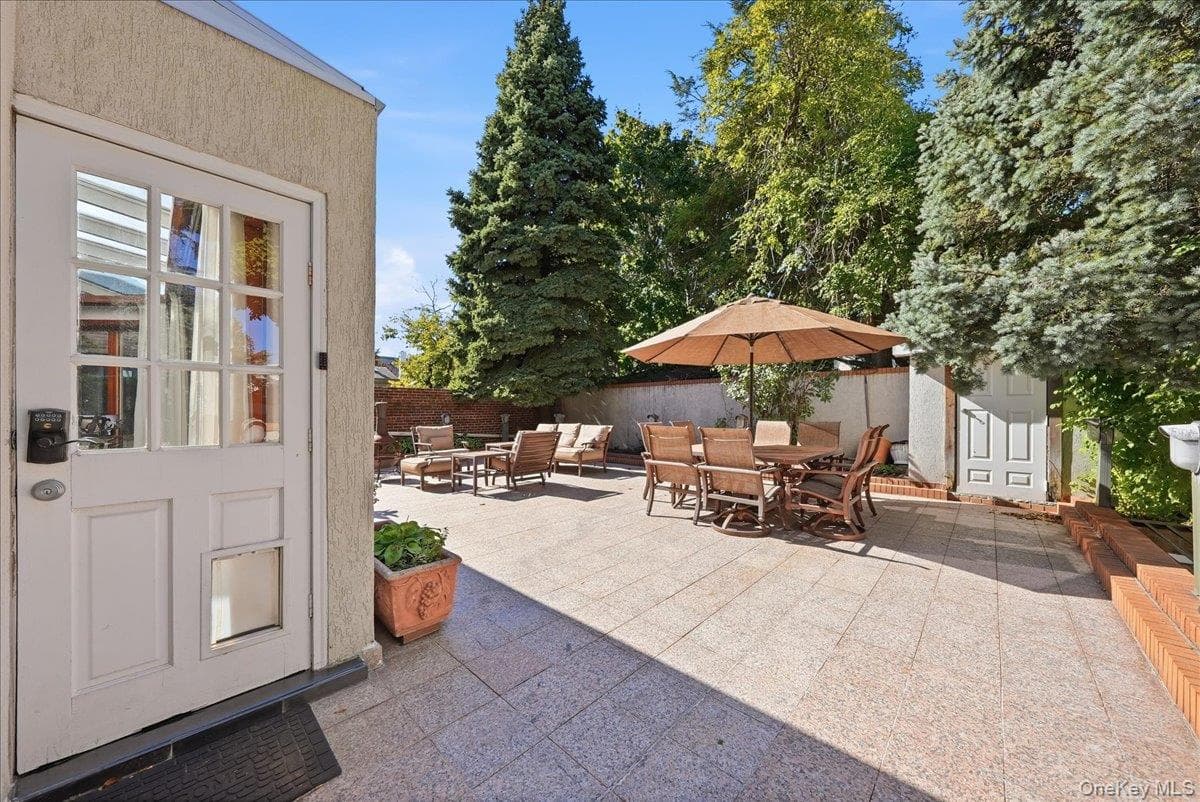 3828 Bedford Avenue thumbnail 42