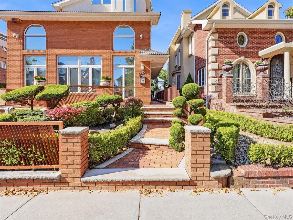3828 Bedford Avenue thumbnail 7