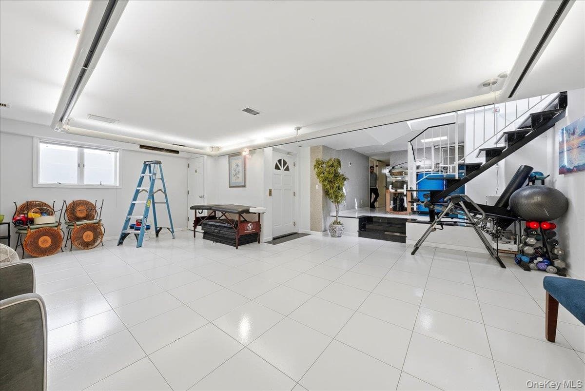 3828 Bedford Avenue thumbnail 25