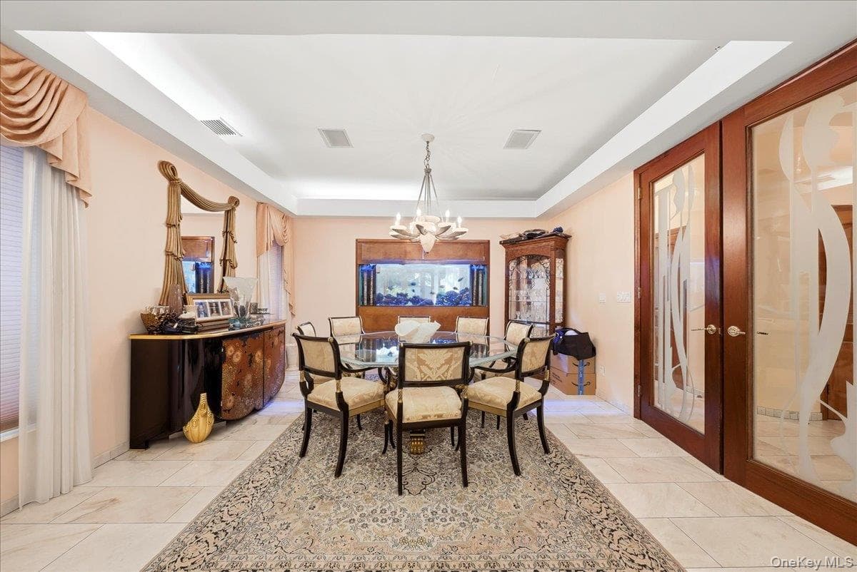 3828 Bedford Avenue thumbnail 19