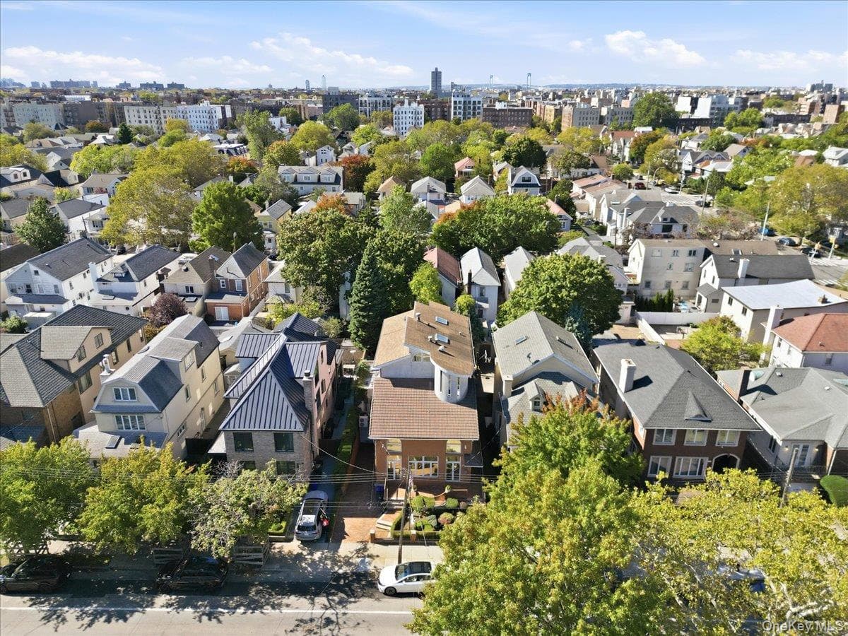 3828 Bedford Avenue thumbnail 48