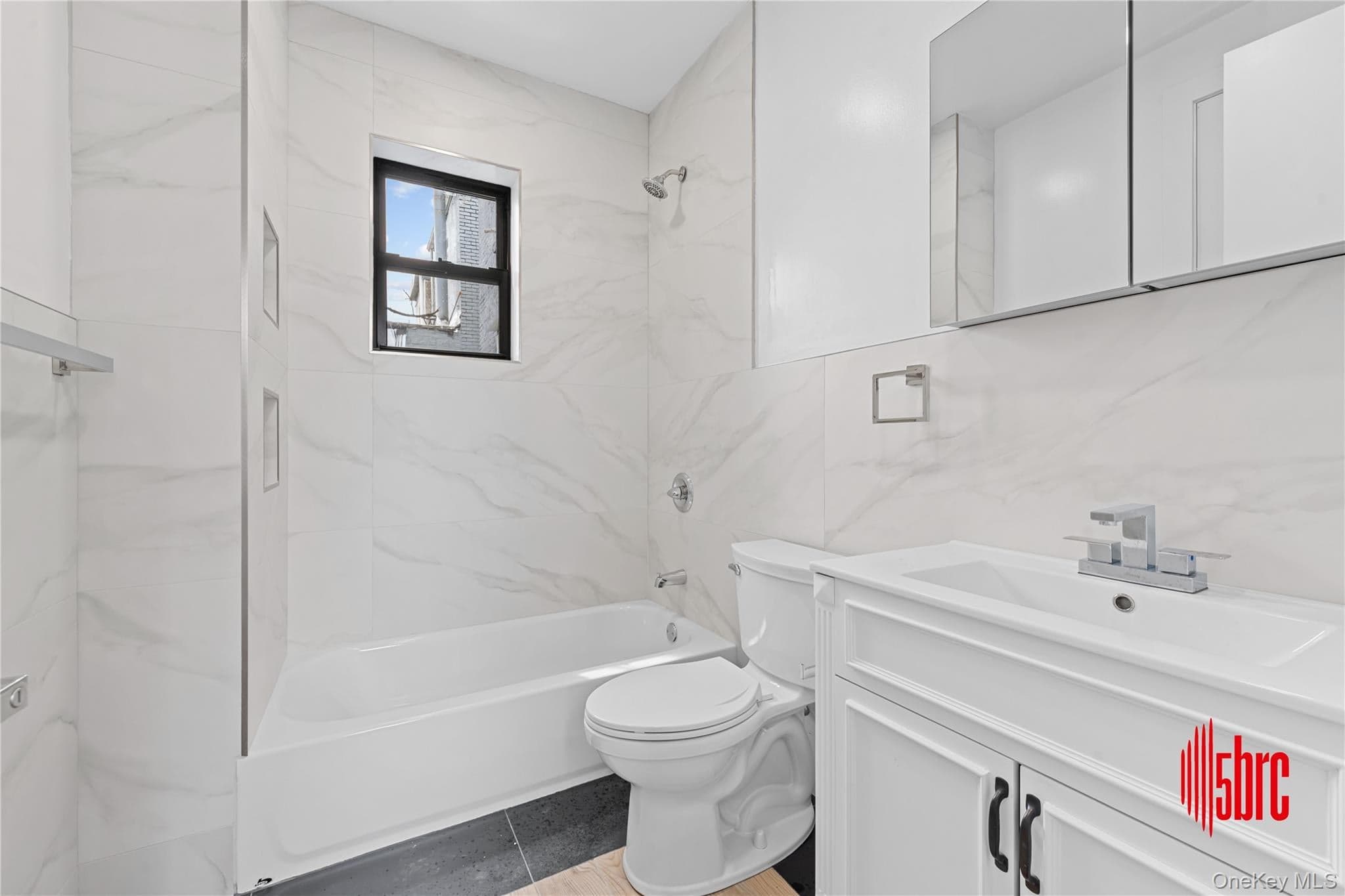 405 Miller Avenue thumbnail 37
