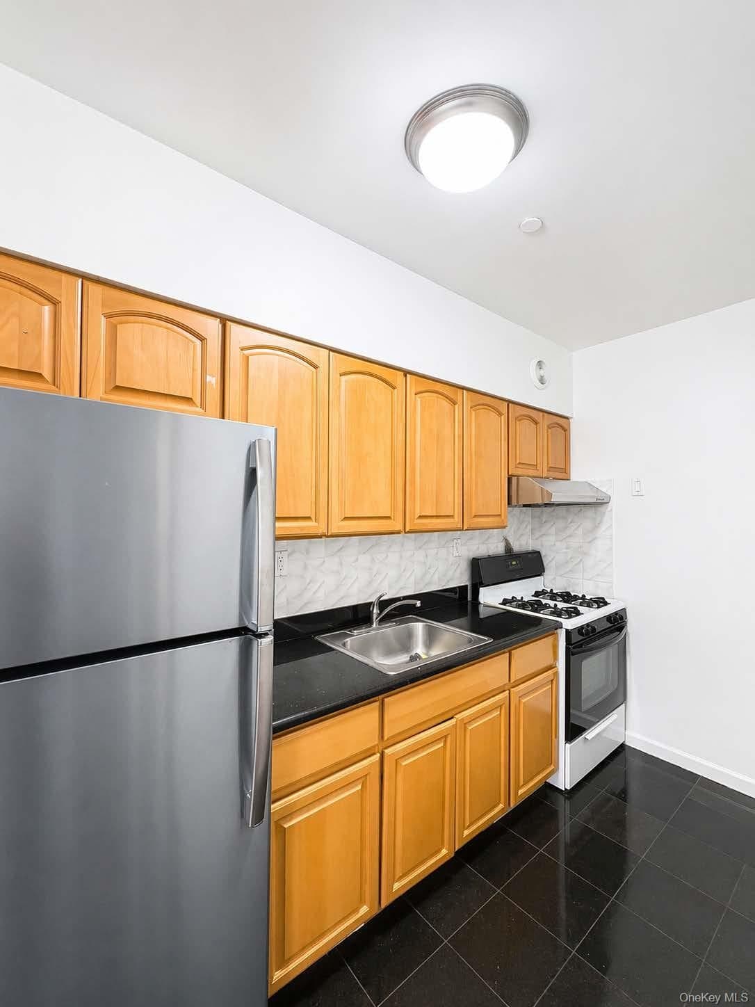 104-33 39th Avenue Unit: 2B thumbnail 7