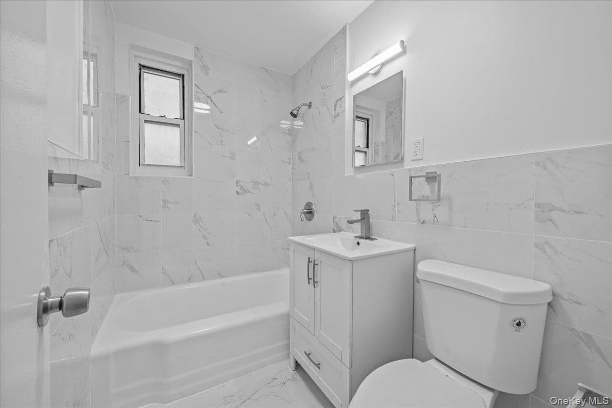 5425 Valles Avenue Unit: 3B thumbnail 13