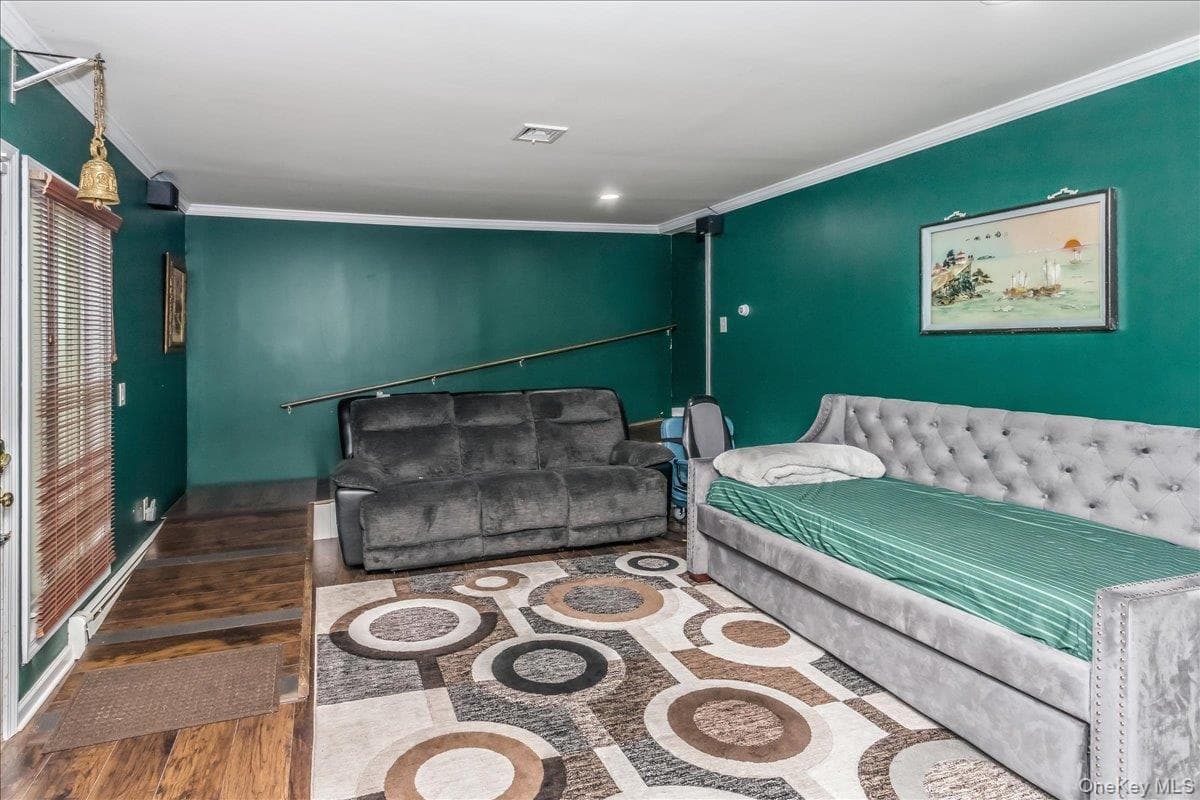 1091 Westminster Avenue thumbnail 15