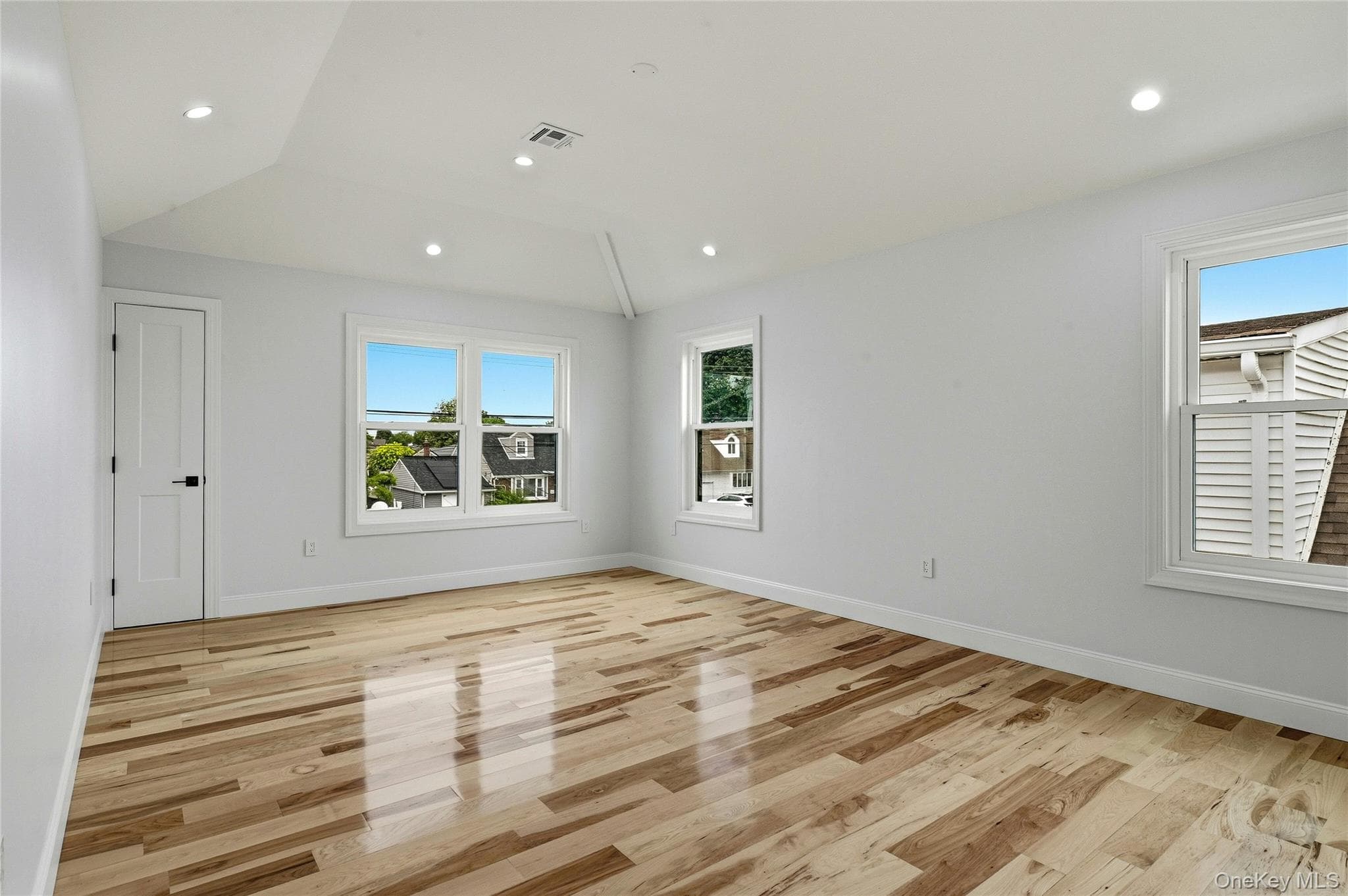 1104 Washington Avenue thumbnail 16