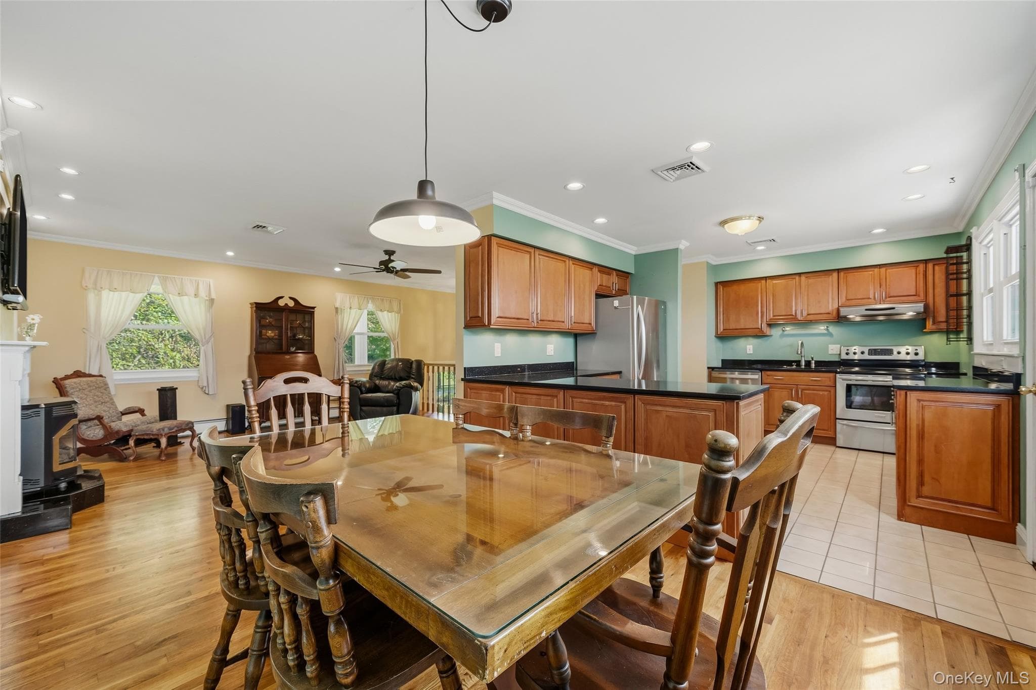 91 Tuthill Road thumbnail 13