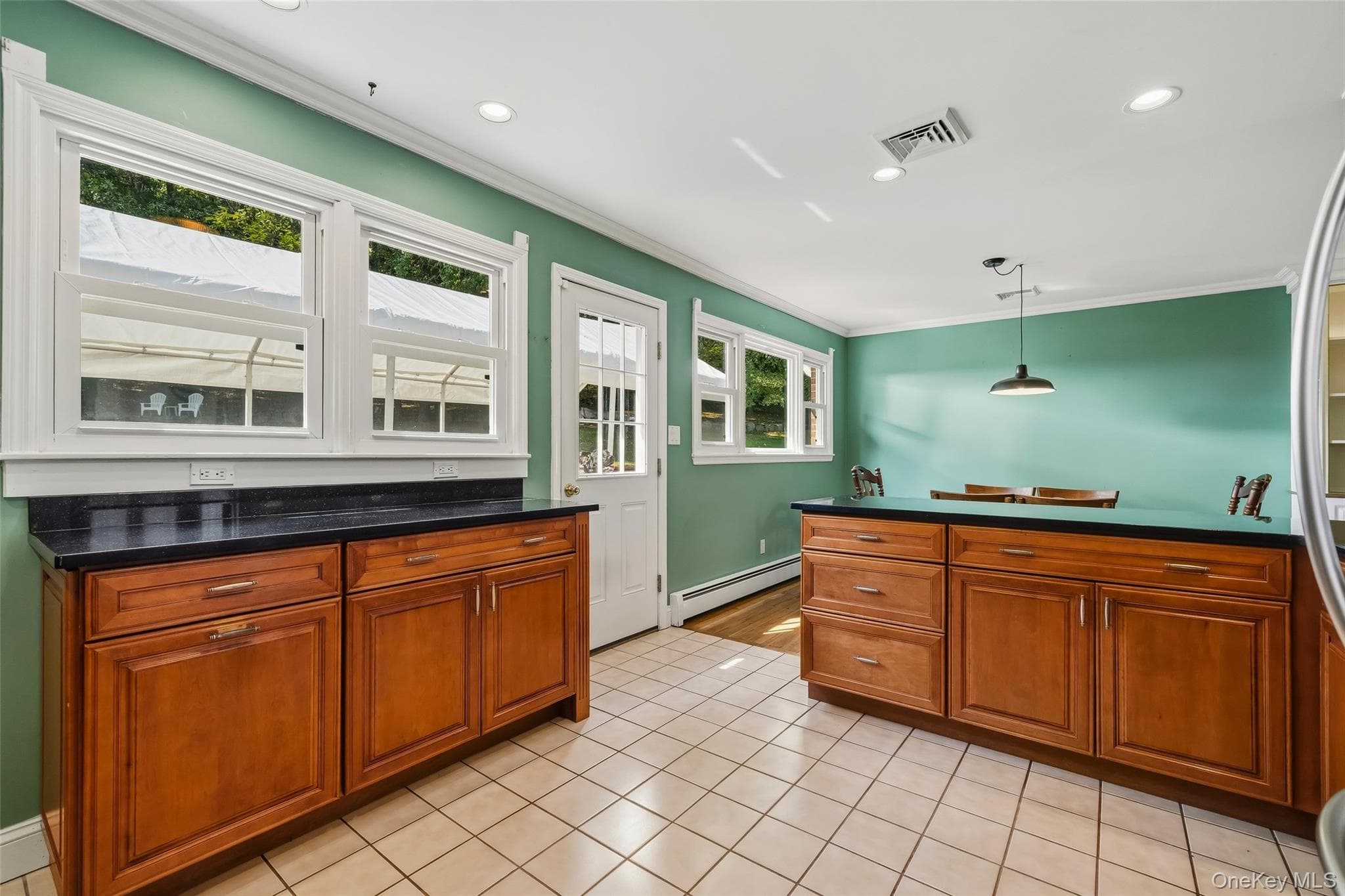 91 Tuthill Road thumbnail 15