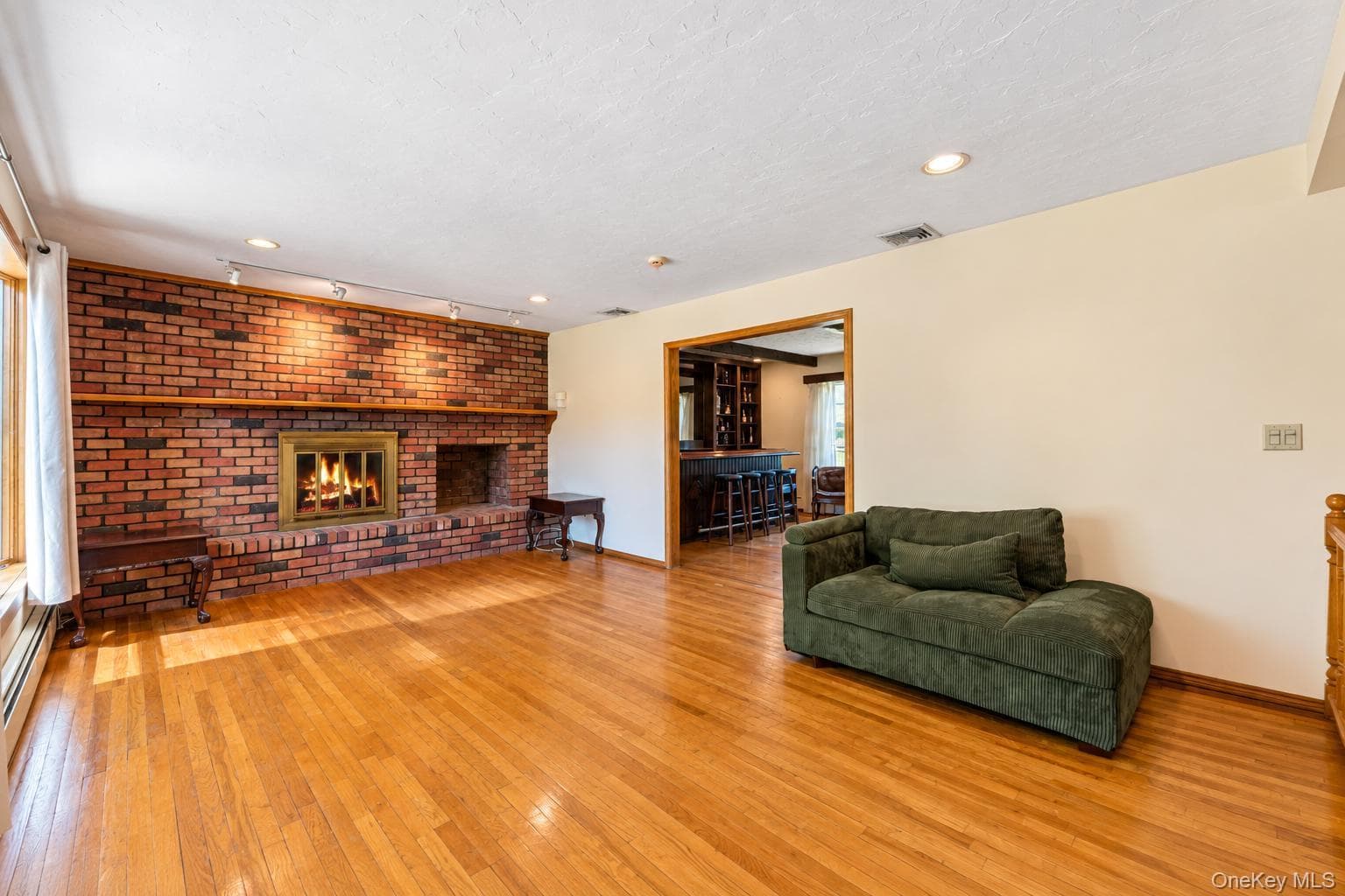 845 Park Avenue thumbnail 20