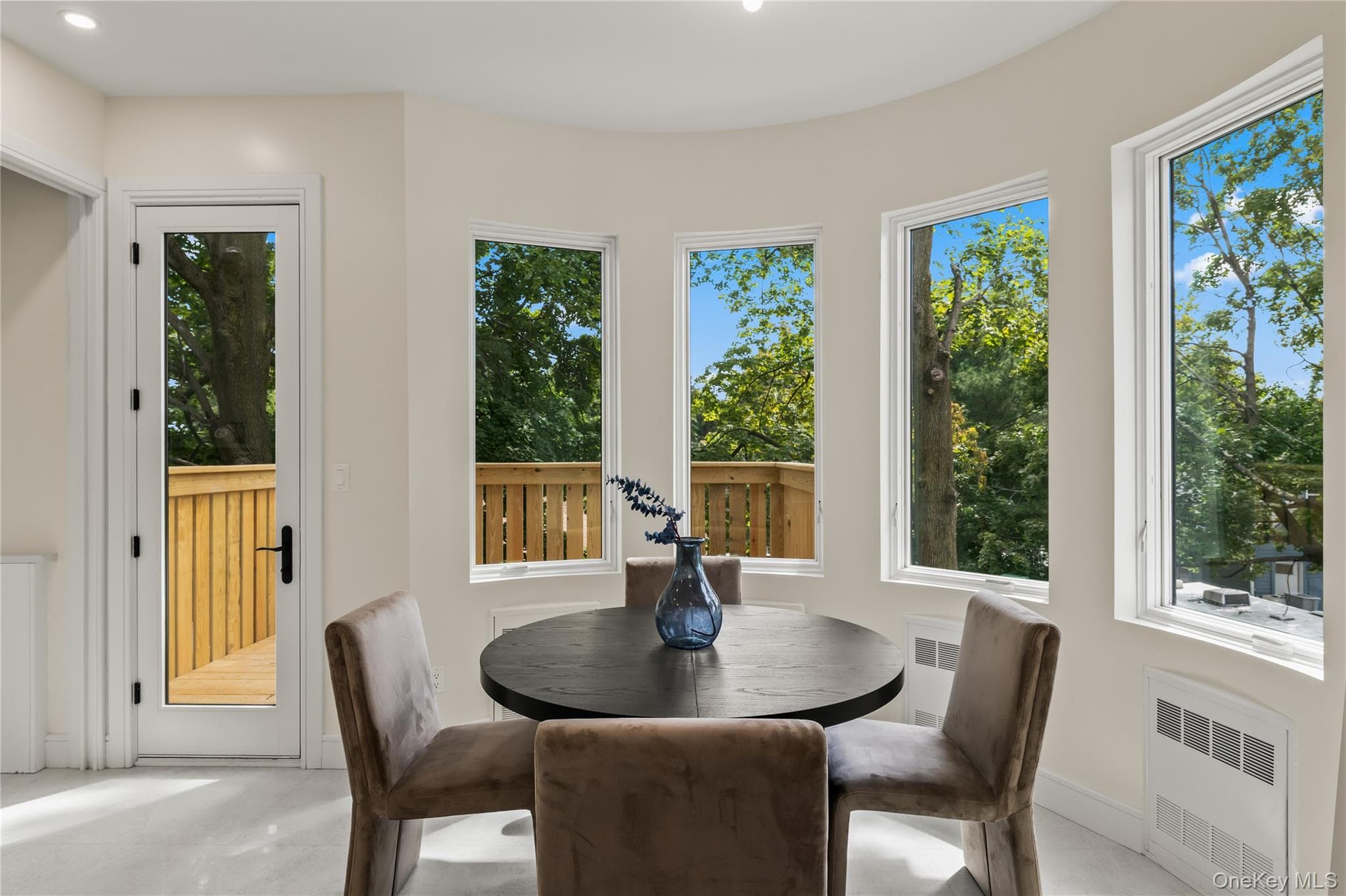 30 E Castle Avenue Unit: #101 thumbnail 24