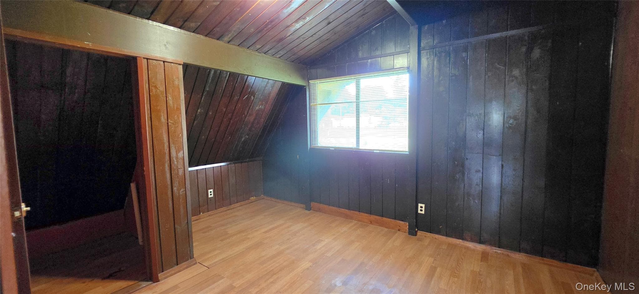 426 Gables Road thumbnail 17