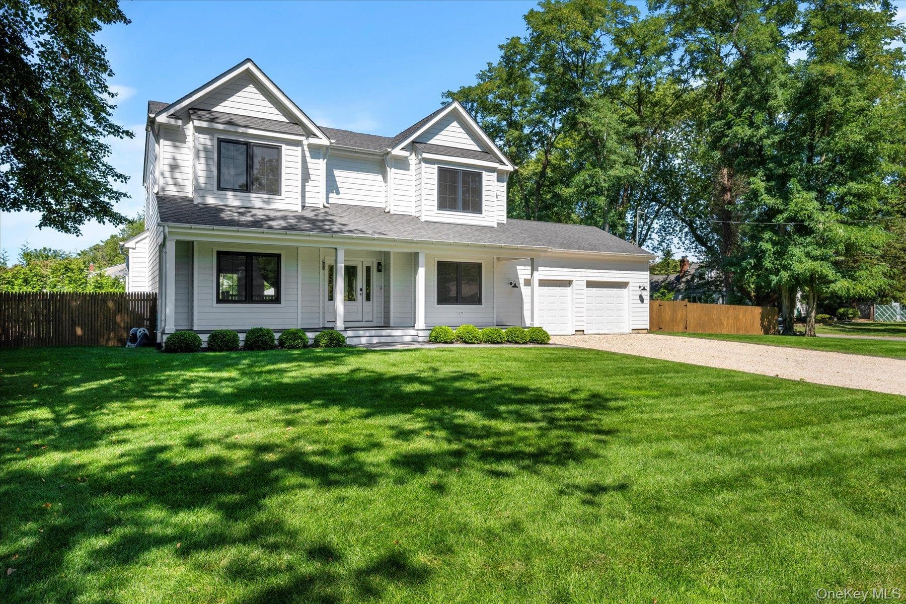 660 Sutton Place thumbnail 29