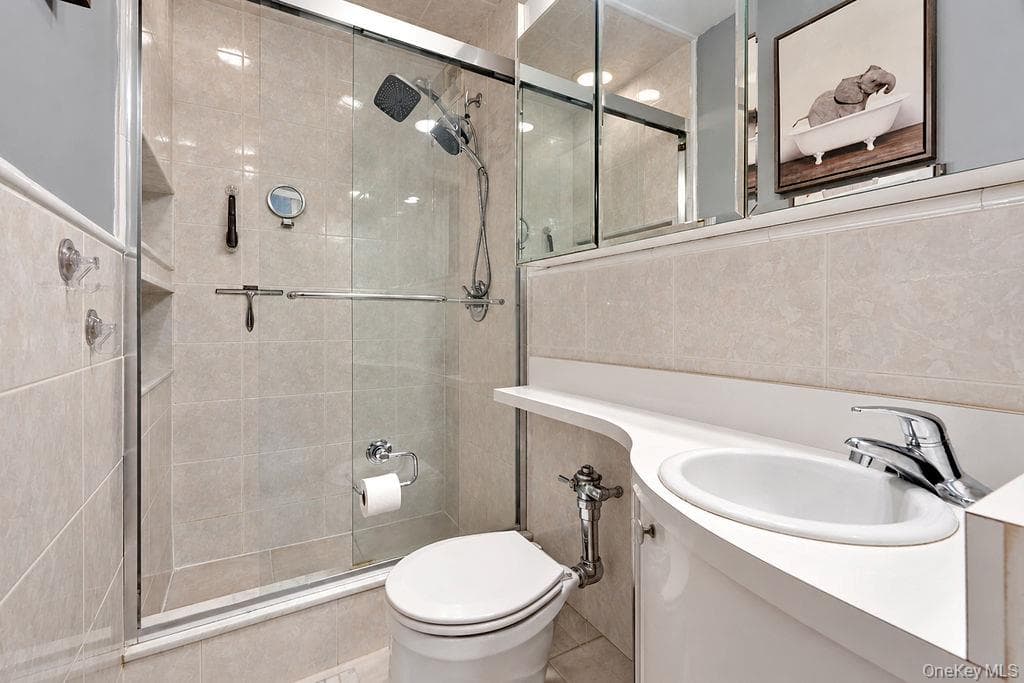 151-35 84th Street Unit: 5G thumbnail 8