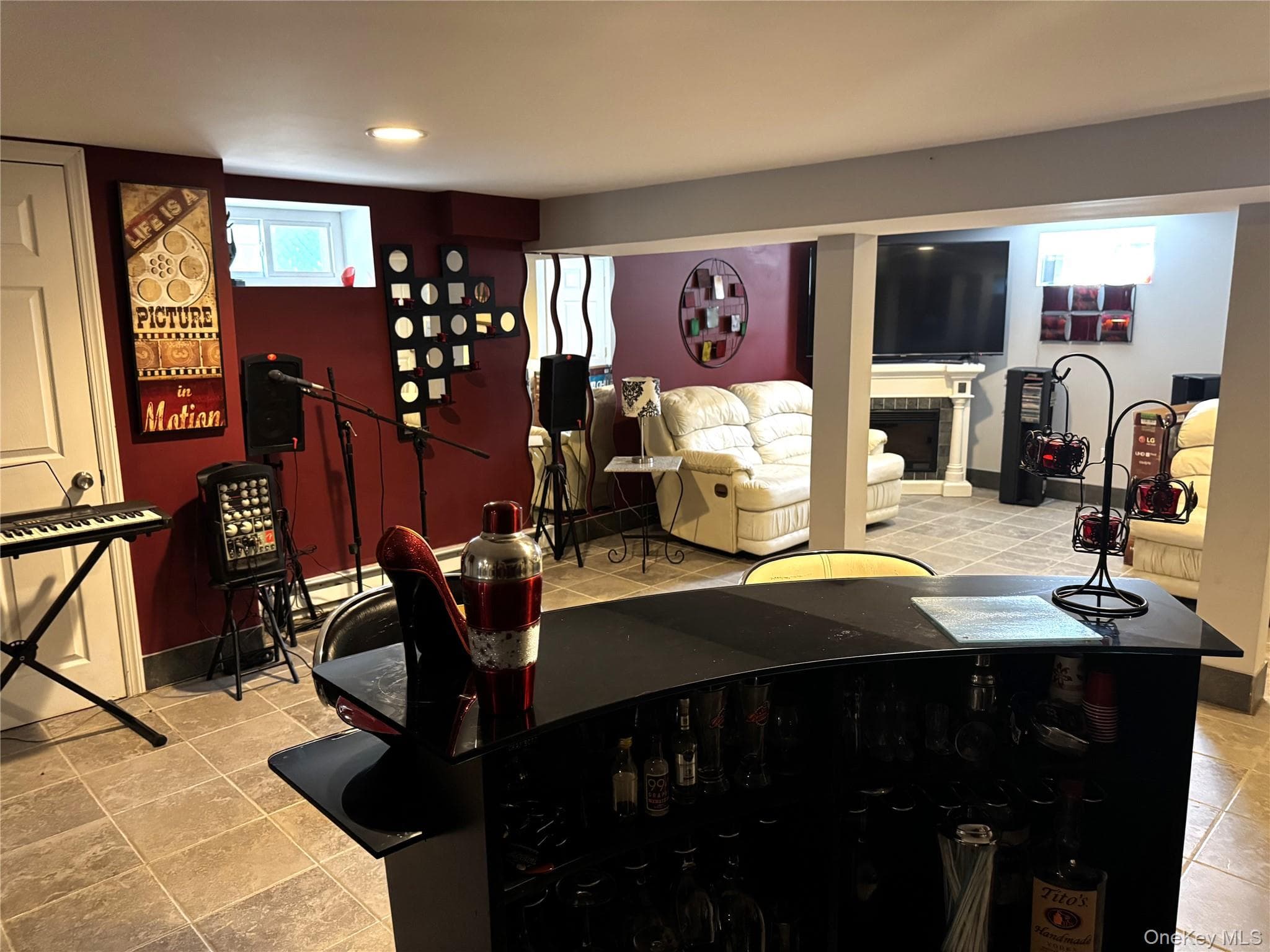 2312 Maple Street thumbnail 15