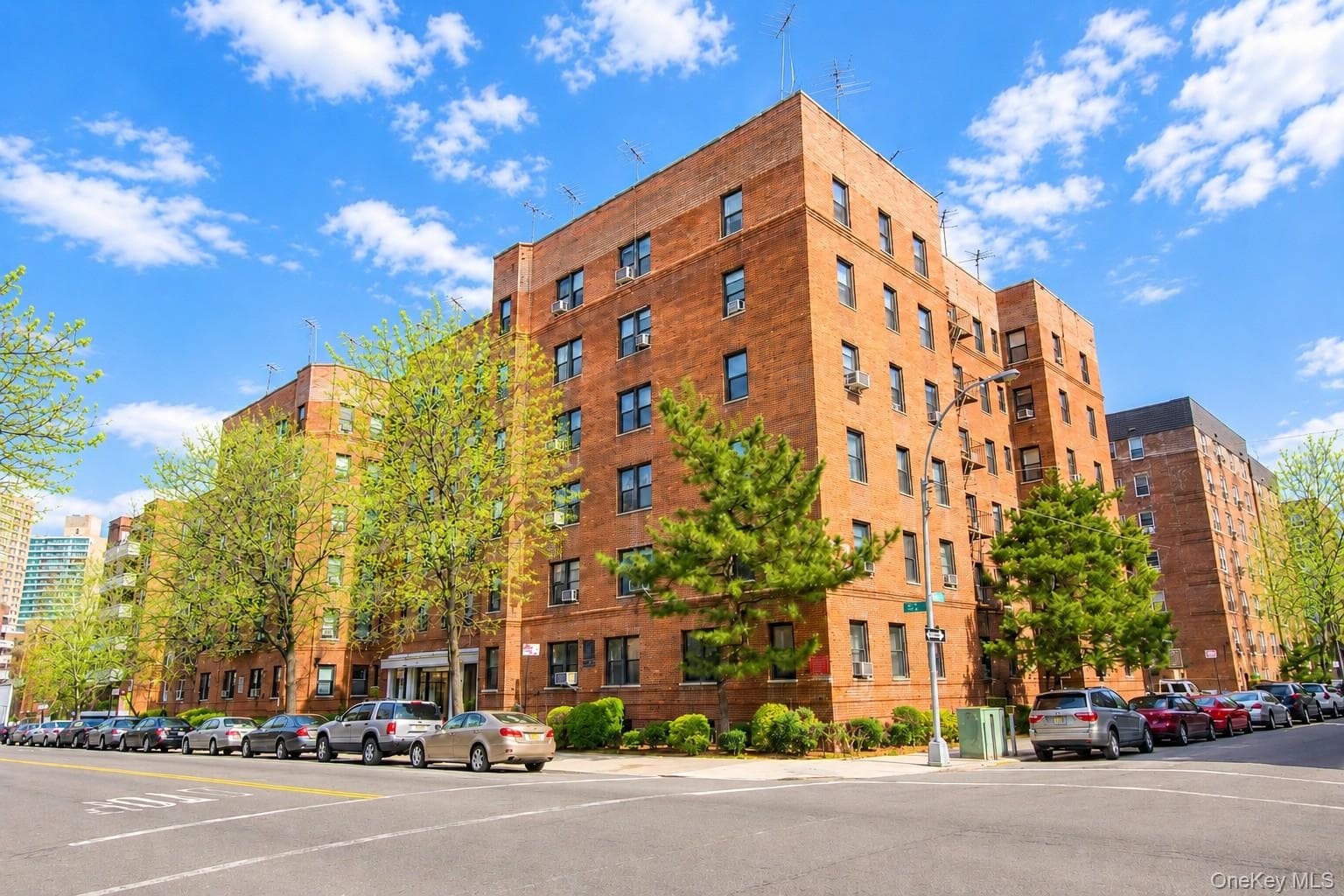 10010 67th Road Unit: 6C, Forest Hills