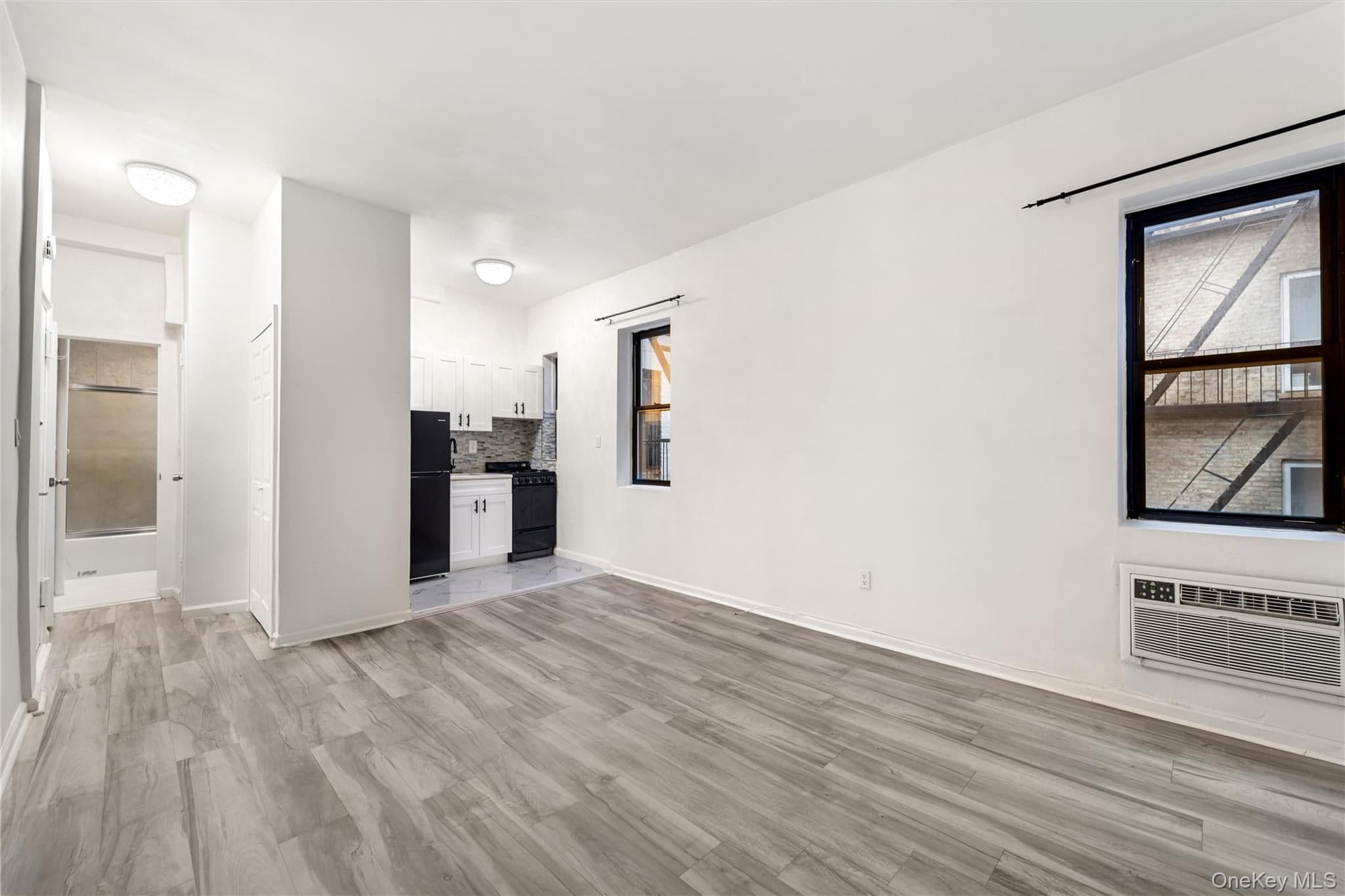 152 E 35th Street Unit: 5H thumbnail 6